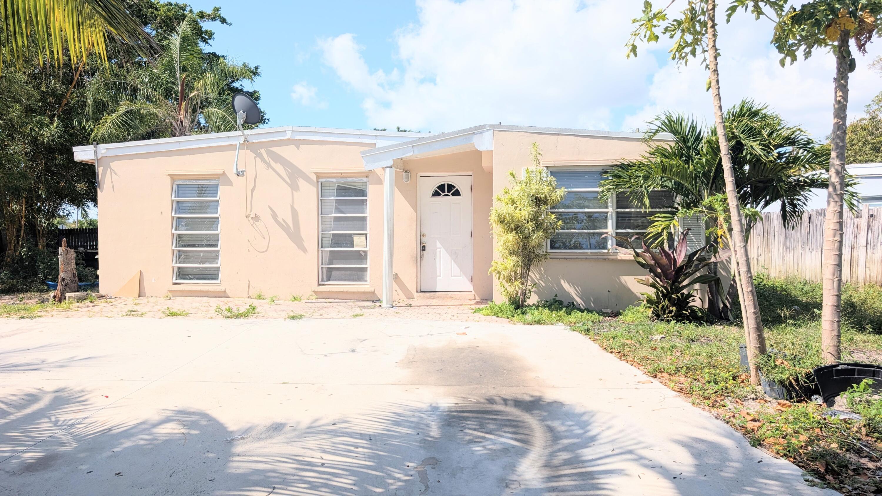 490 Tulip Tree Drive, Lake Worth, FL 33462, Lake Worth