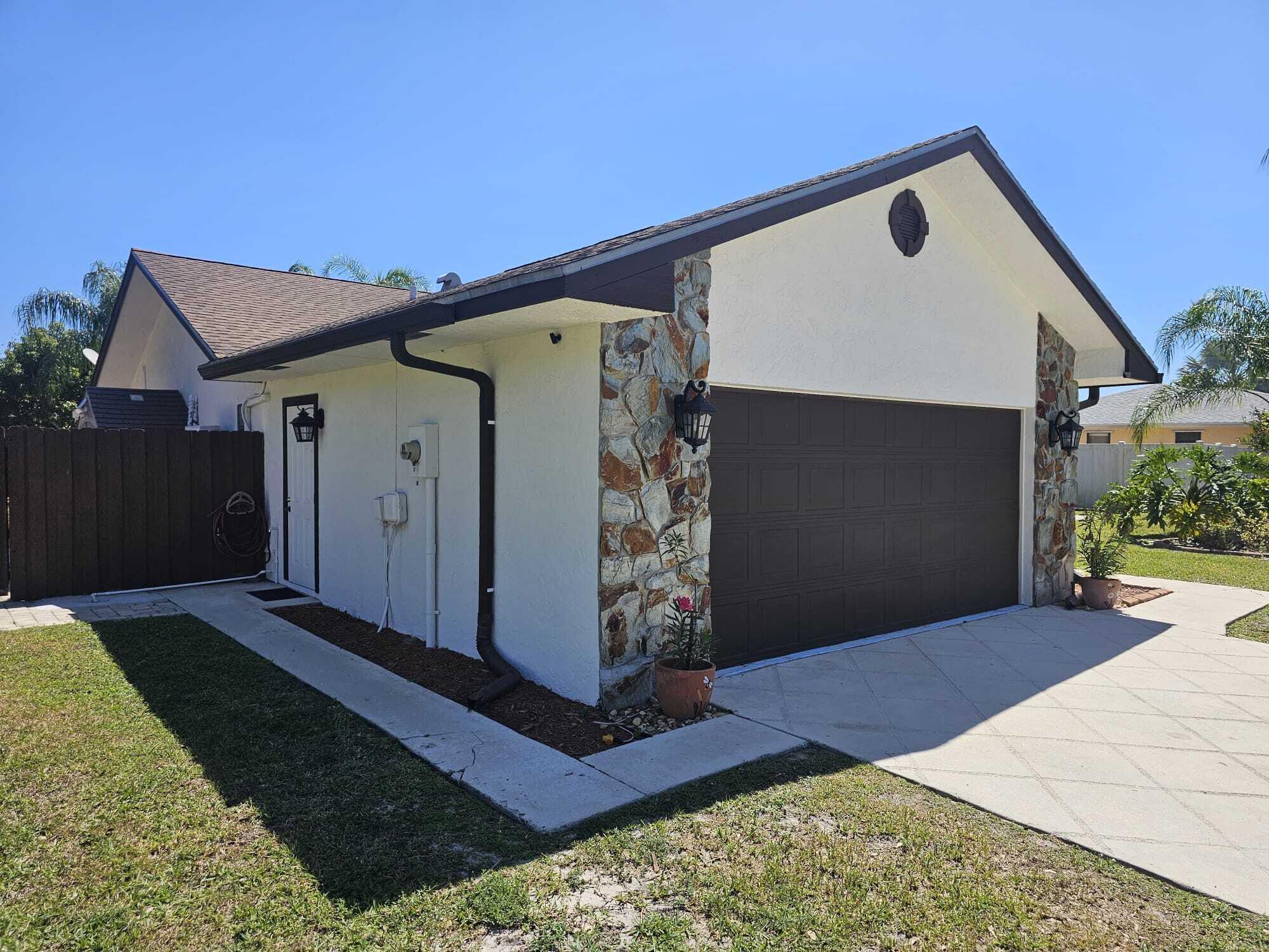 109 Gibraltar Street, Royal Palm Beach, FL 33411, Royal Palm Beach - Photo 2
