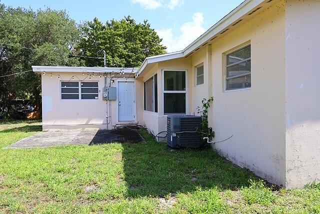 151 Henning Drive, West Palm Beach, FL 33406, West Palm Beach - Photo 4