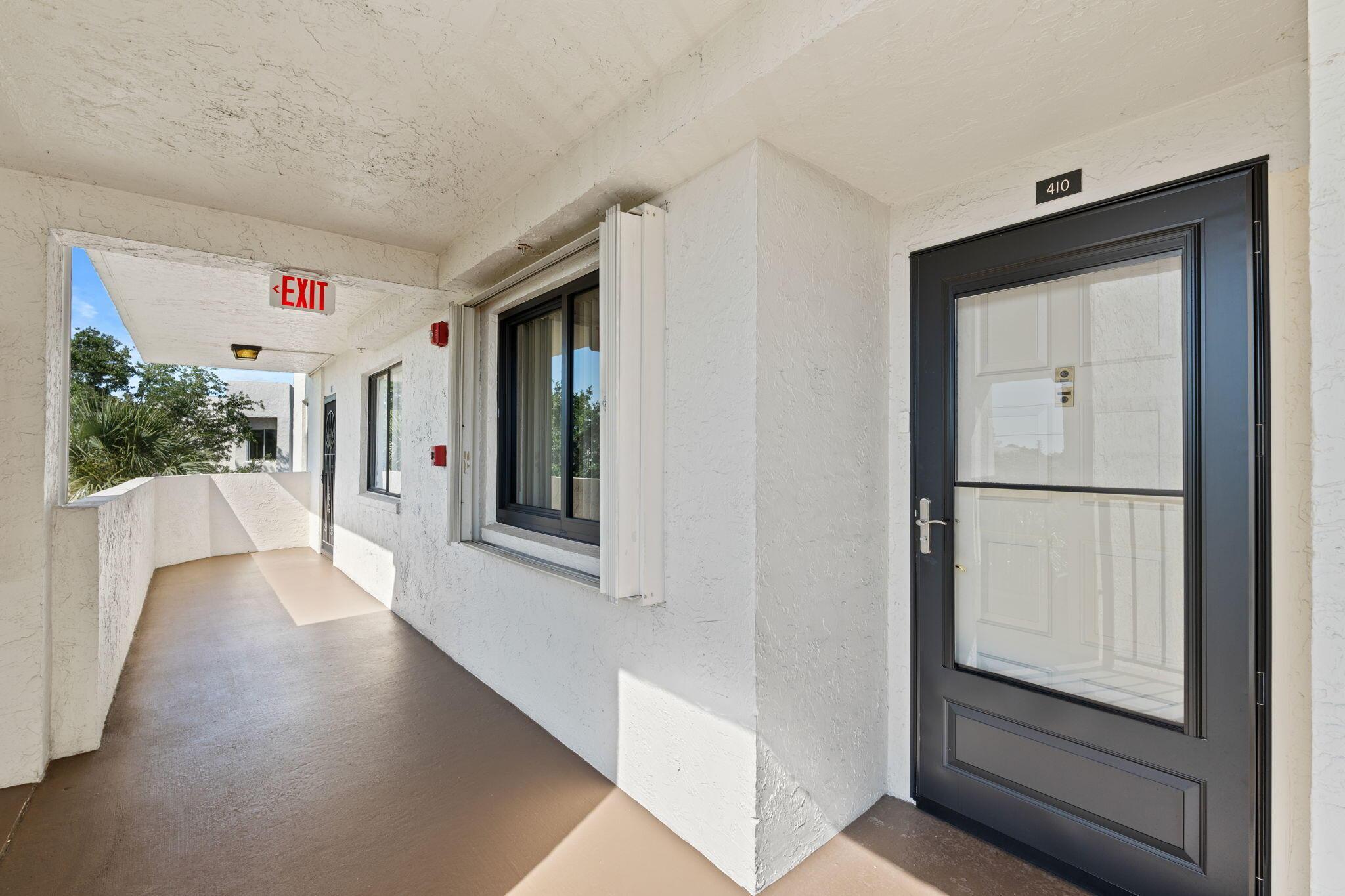 3138 Via Poinciana 410, Lake Worth, FL 33467, Lake Worth