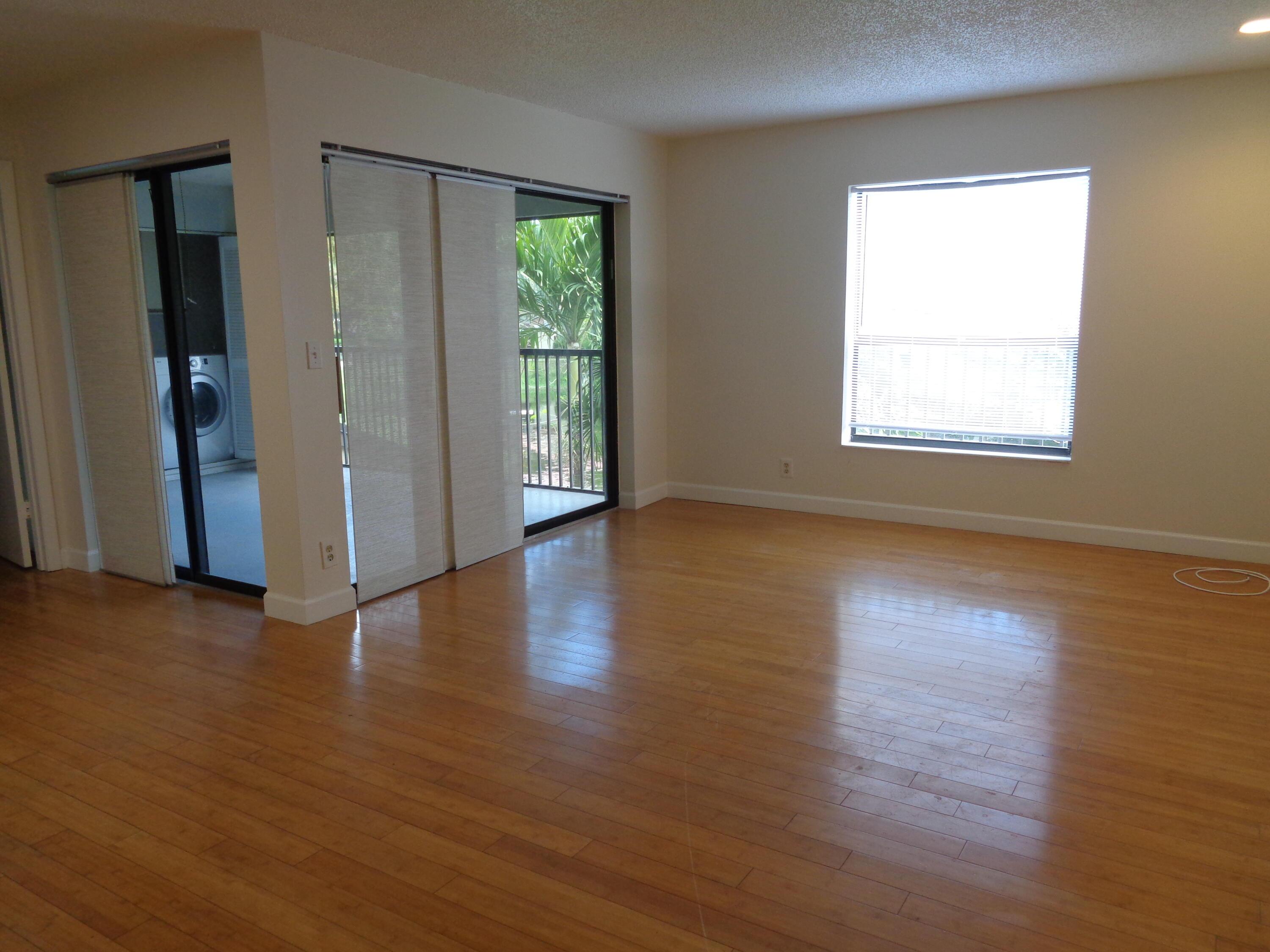 3713 Cocoplum Circle 3545, Coconut Creek, FL 33063, Coconut Creek - Photo 3