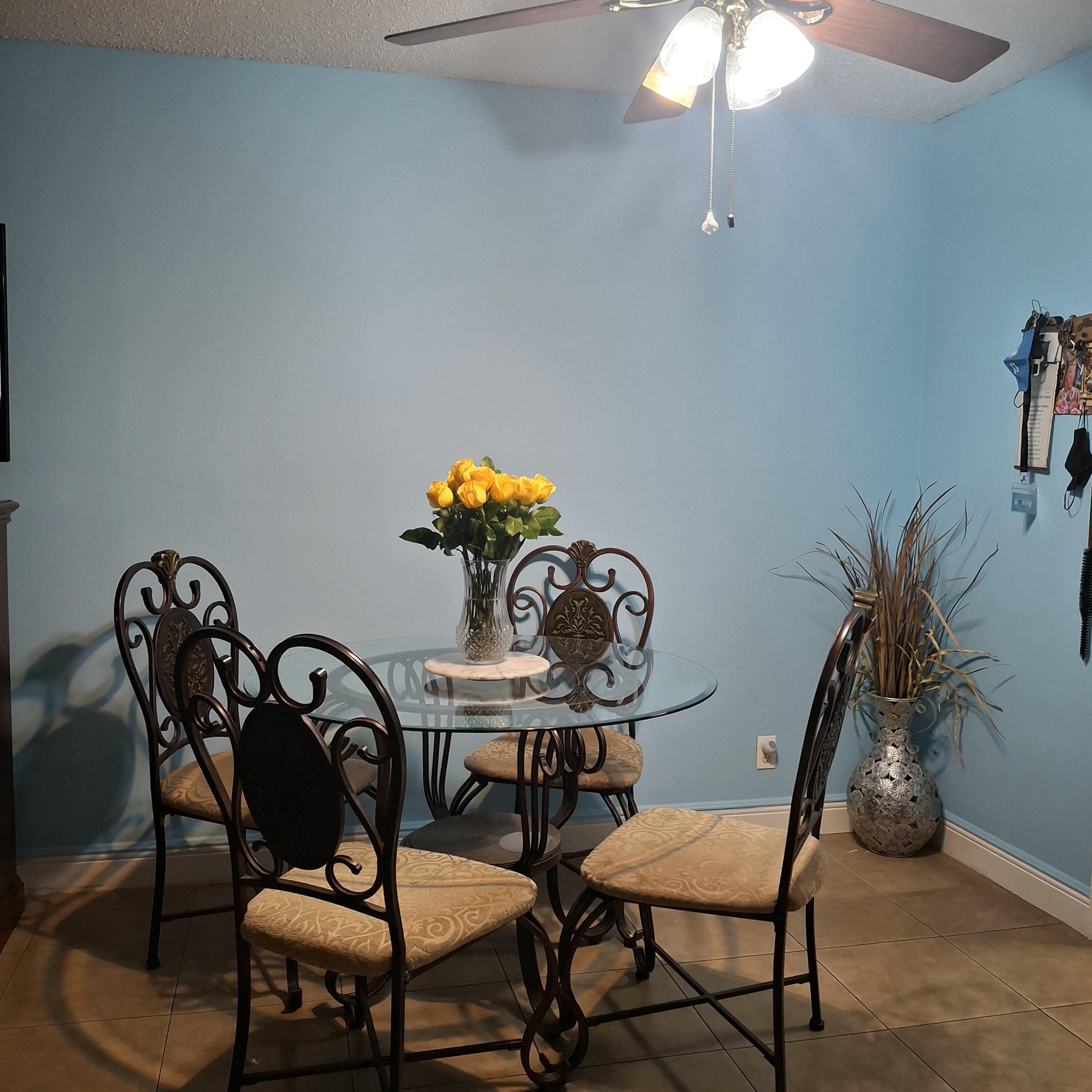 2569 Dudley Drive W D, West Palm Beach, FL 33415, West Palm Beach - Photo 4