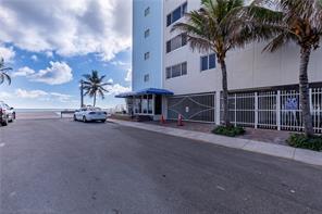 300 Oregon Street 409, Hollywood, FL 33019, Hollywood - Photo 4