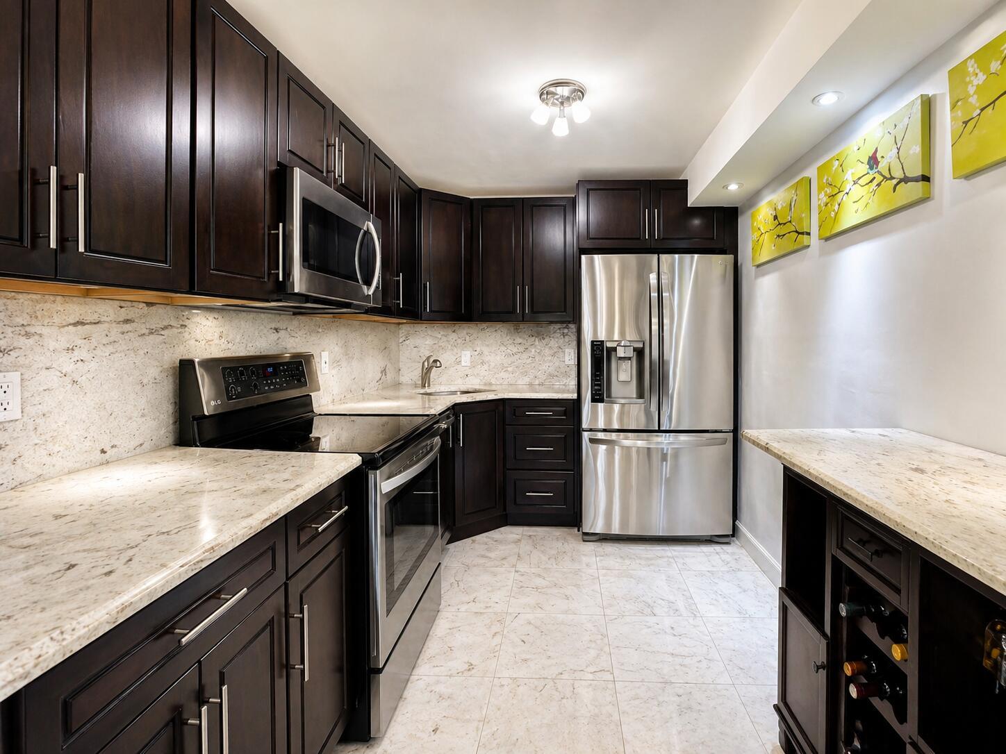 7000 NW 17th Street 203, Plantation, FL 33313, Plantation