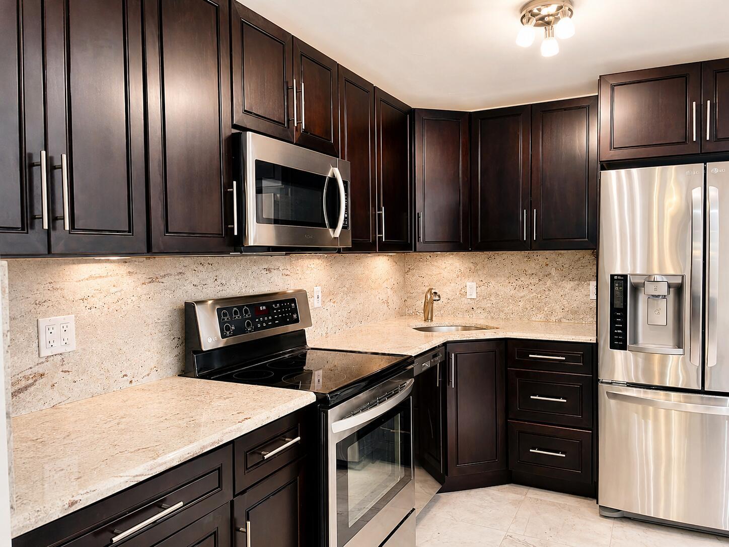 7000 NW 17th Street 203, Plantation, FL 33313, Plantation - Photo 3