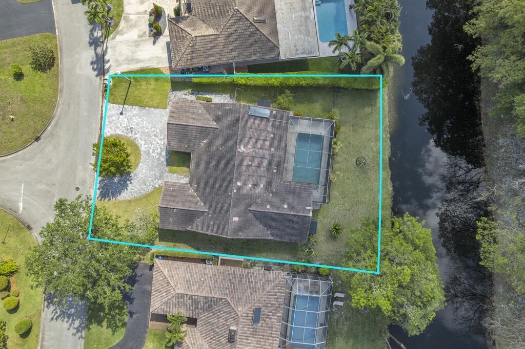 11388 NW 18th Manor, Coral Springs, FL 33071, Coral Springs - Photo 4