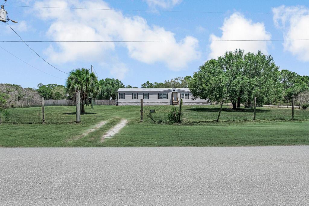 545 Bald Cypress Avenue, Clewiston, FL 33440, Clewiston - Photo 3