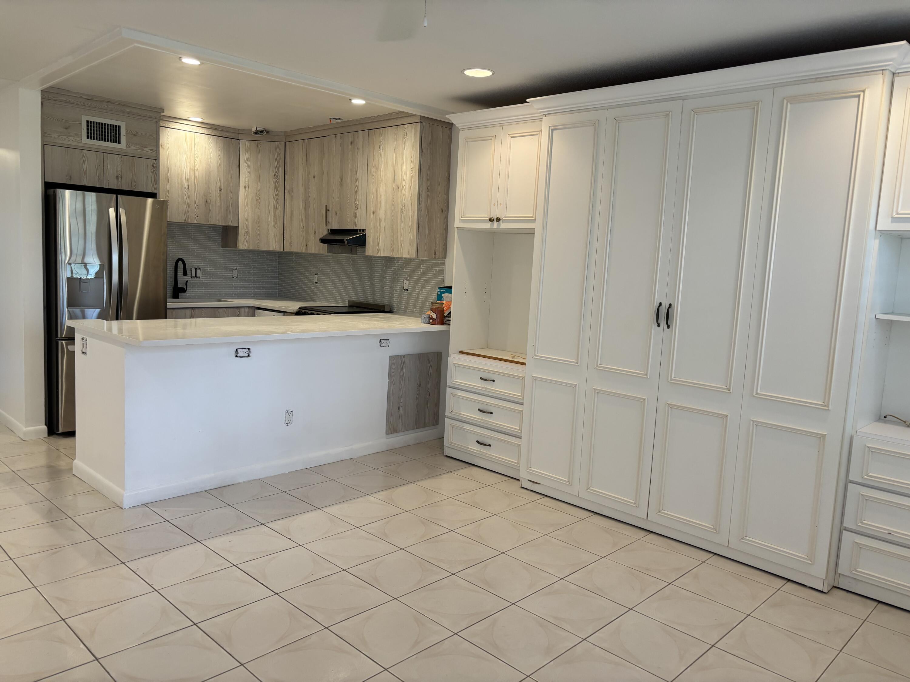 223 Coventry J 223, West Palm Beach, FL 33417, West Palm Beach