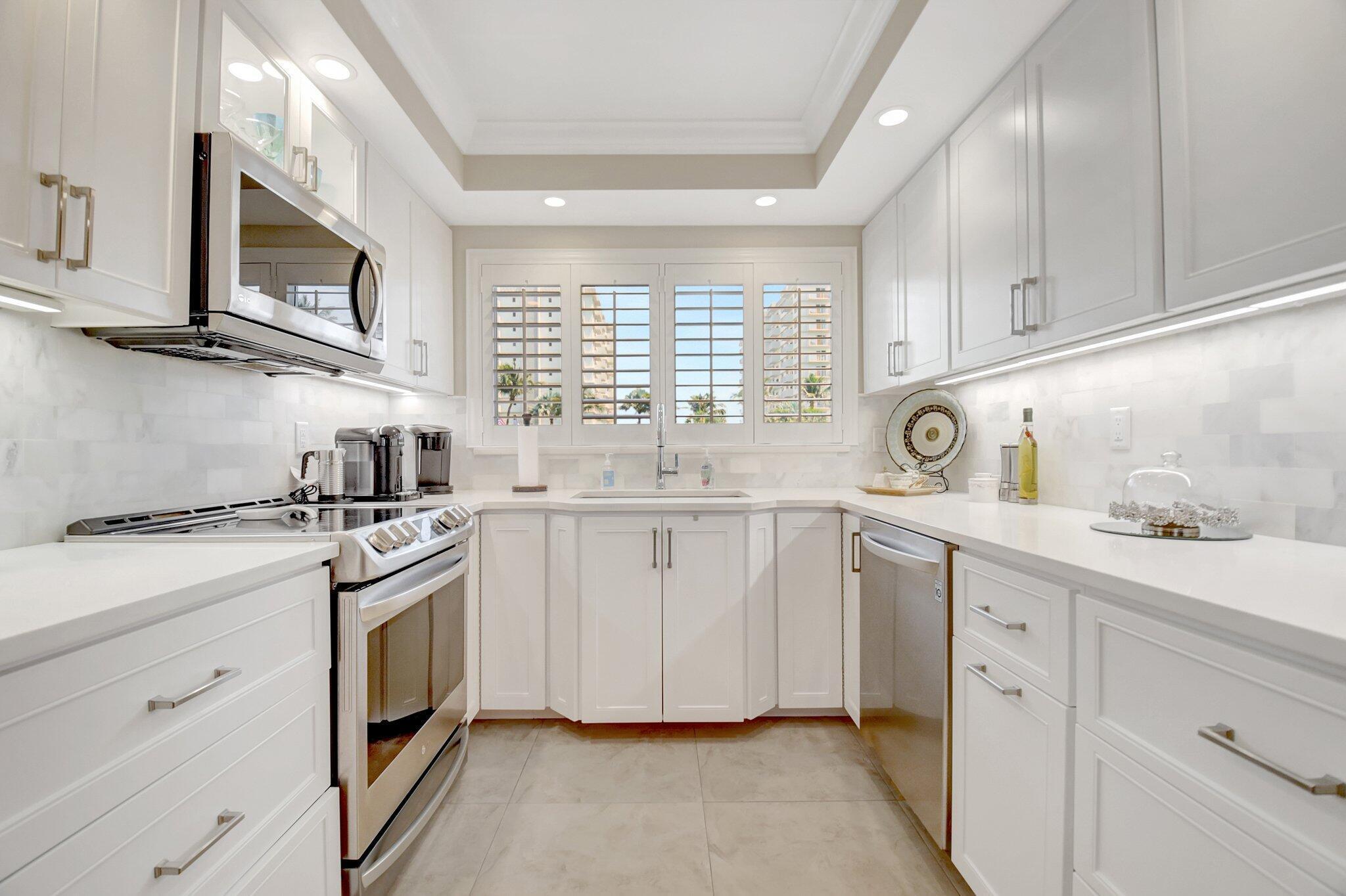 3224 S Ocean Boulevard 214-b, Highland Beach, FL 33487, Highland Beach - Photo 2