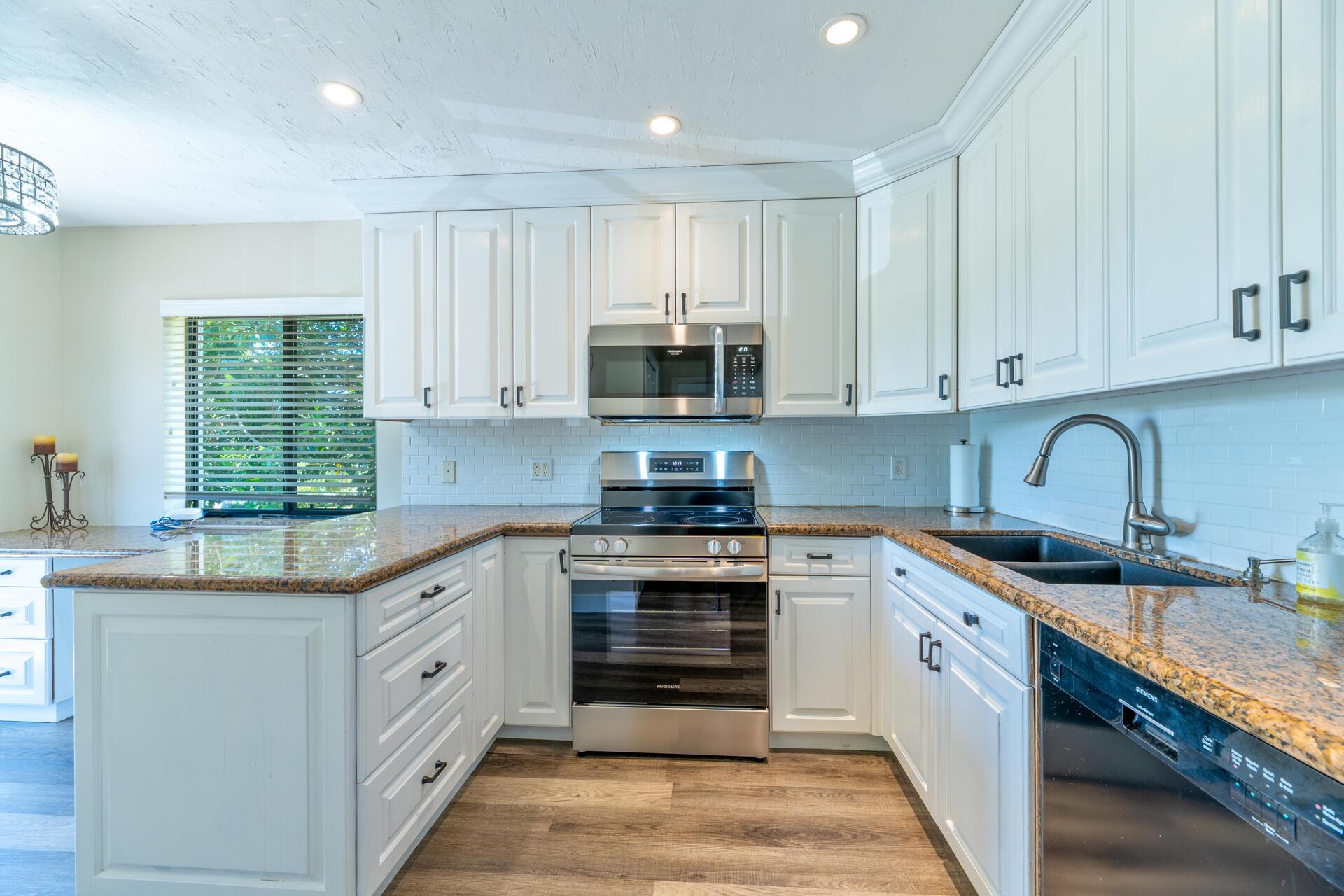 5142 Fountains Drive S, Lake Worth, FL 33467, Lake Worth - Photo 4