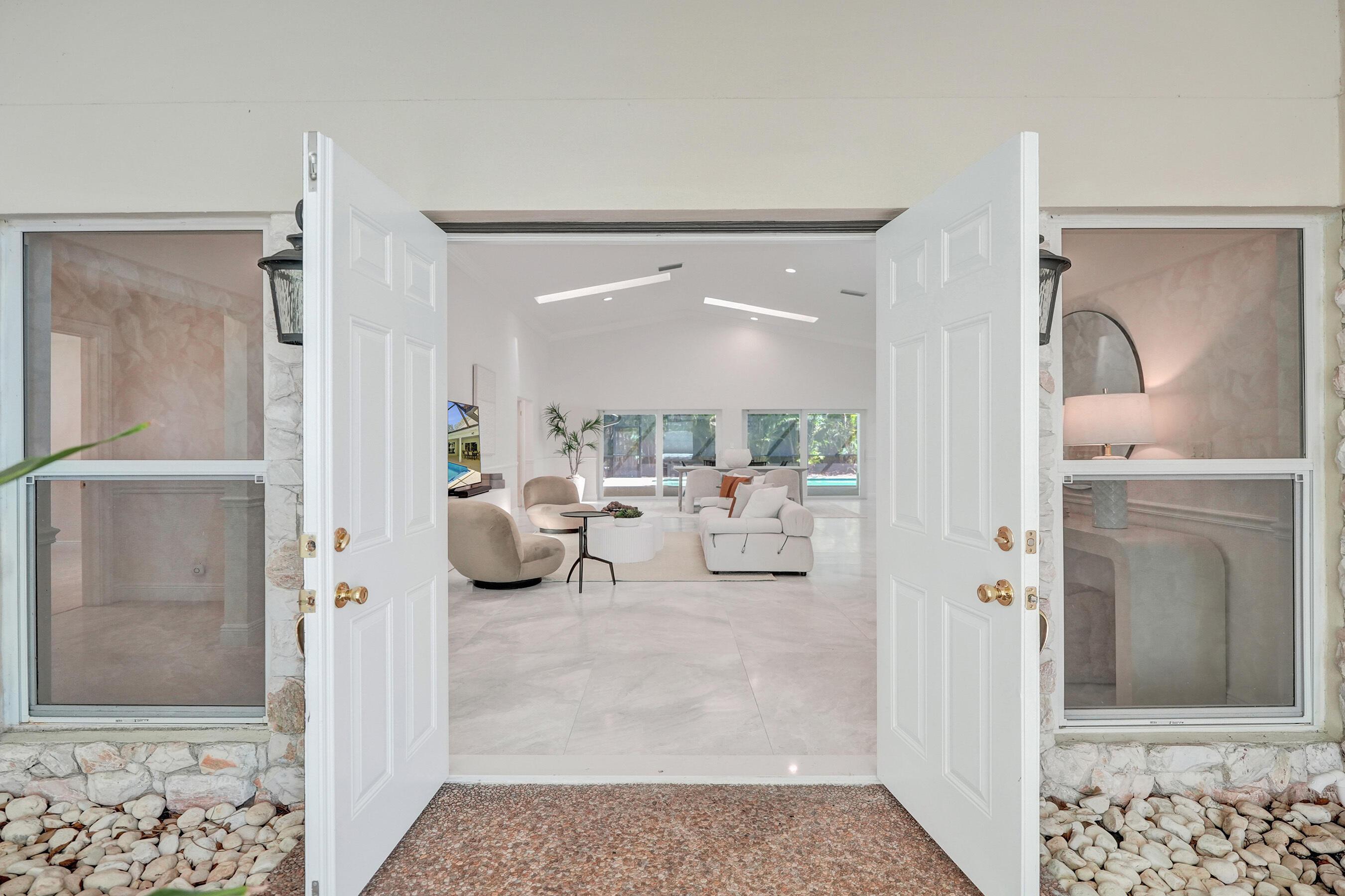 2401 NW 39th Street, Boca Raton, FL 33431, Boca Raton - Photo 3