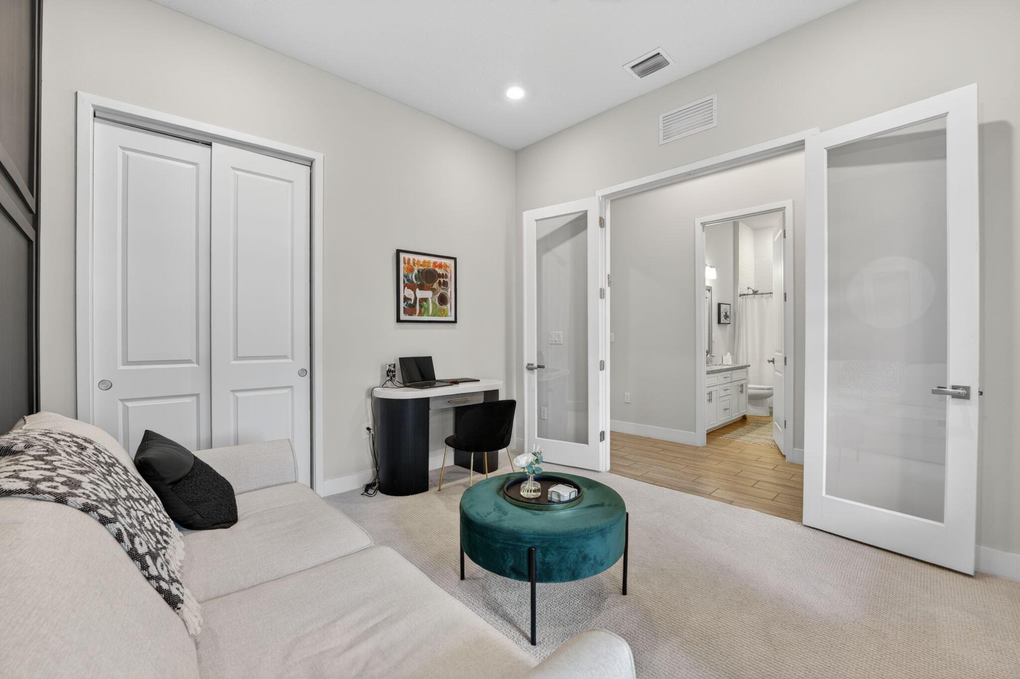8427 W Blue Spring Drive, Parkland, FL 33067, Parkland - Photo 4