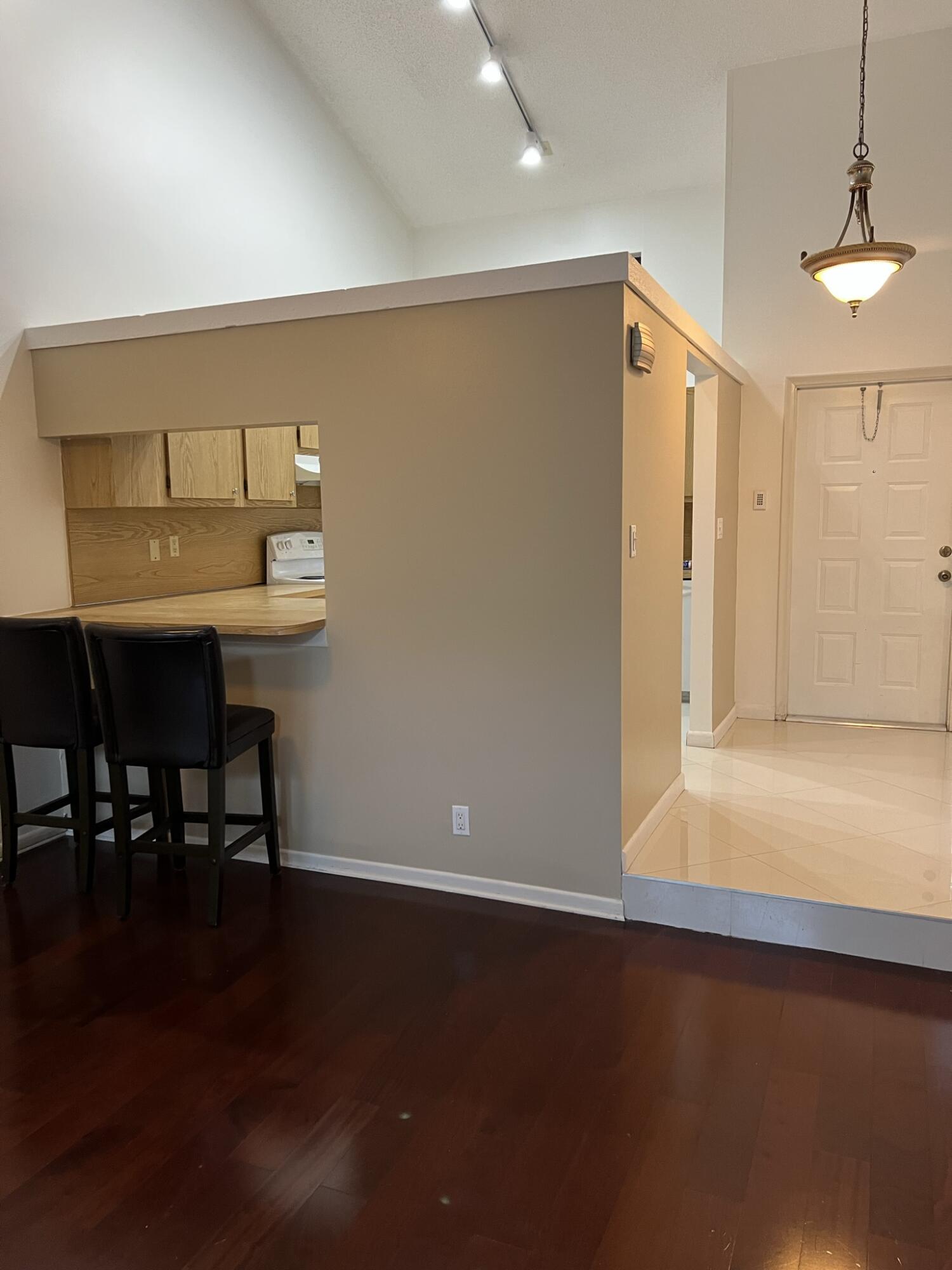 2800 S Oakland Forest Drive 2302, Oakland Park, FL 33309, Oakland Park - Photo 3
