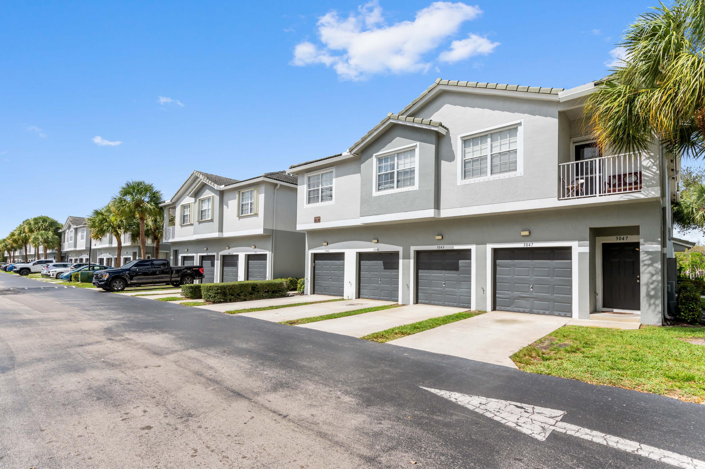 3043 Grandiflora Drive, Greenacres, FL 33467, Greenacres - Photo 2