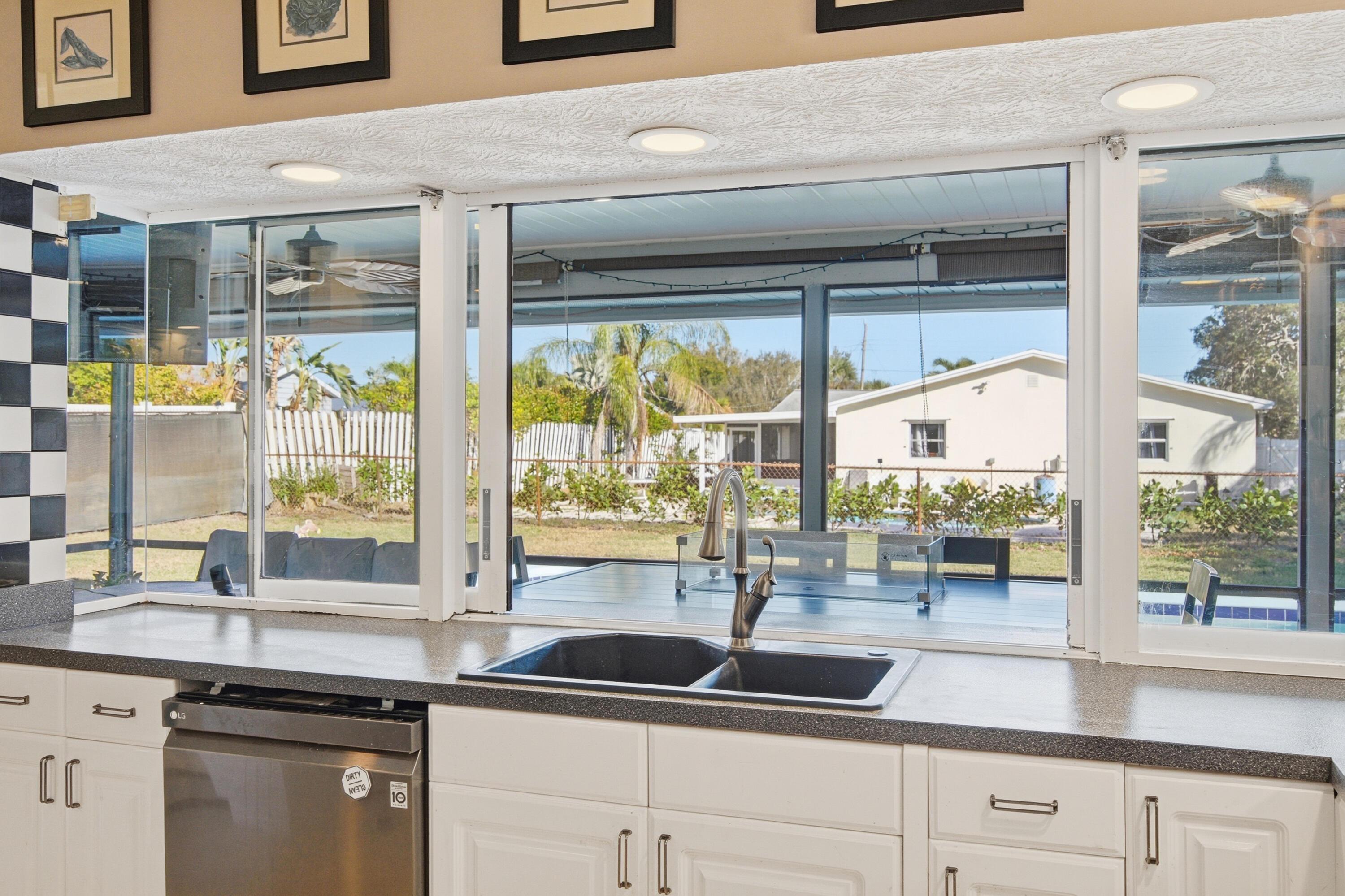 1569 NE Amy Avenue, Jensen Beach, FL 34957, Jensen Beach - Photo 5