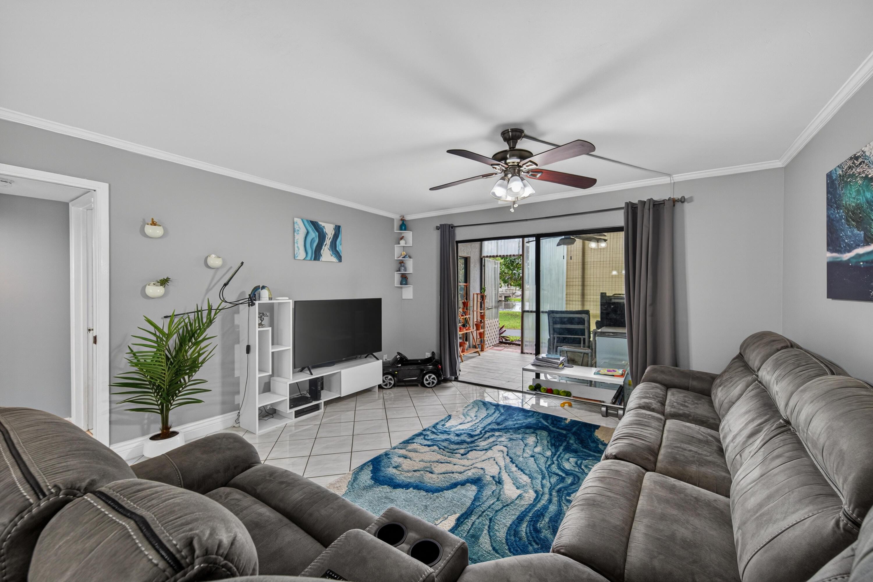 2200 S Cypress Bend Drive 101, Pompano Beach, FL 33069, Pompano Beach