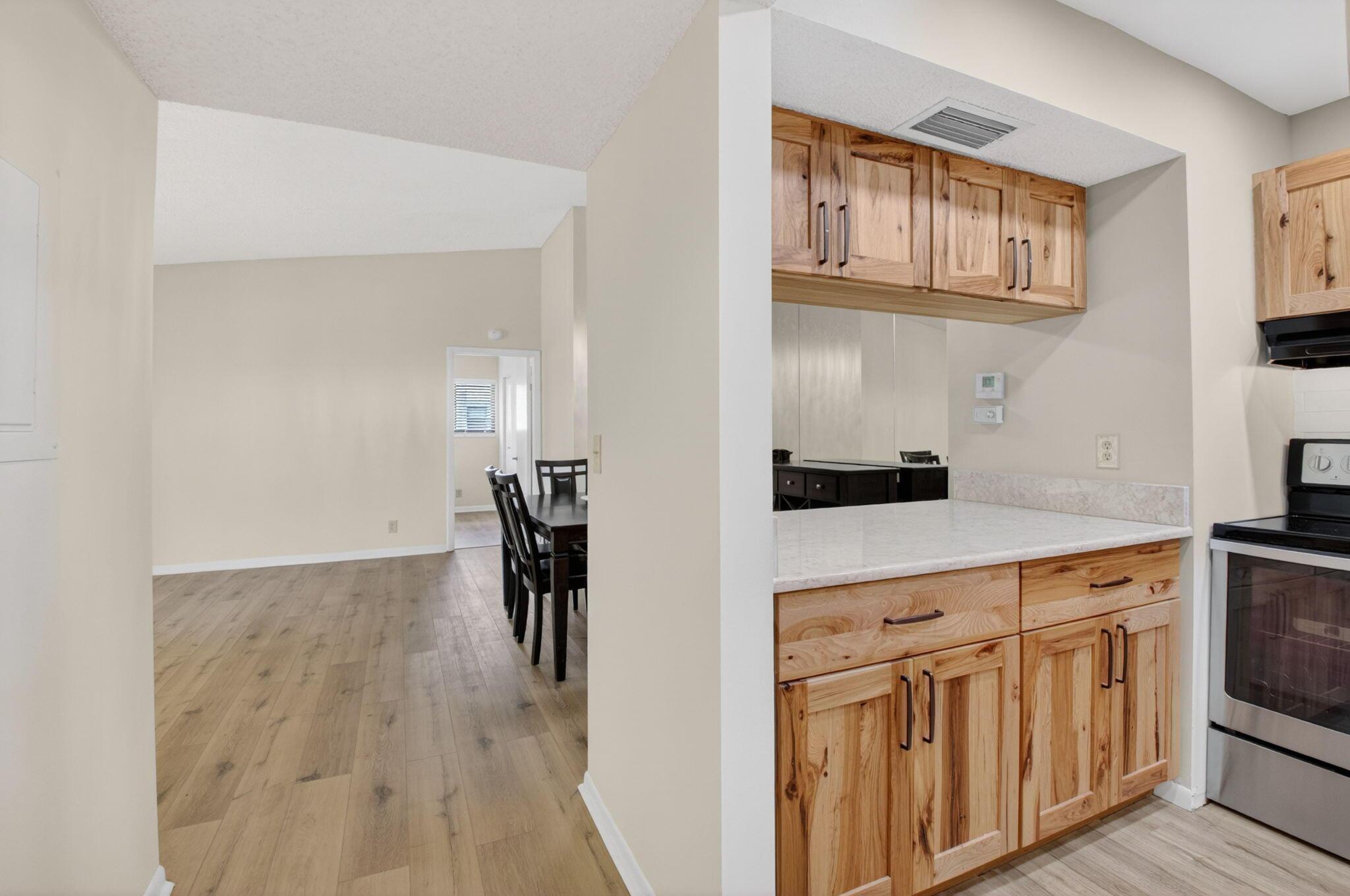 15453 Lakes Of Delray Boulevard 201, Delray Beach, FL 33484, Delray Beach - Photo 4