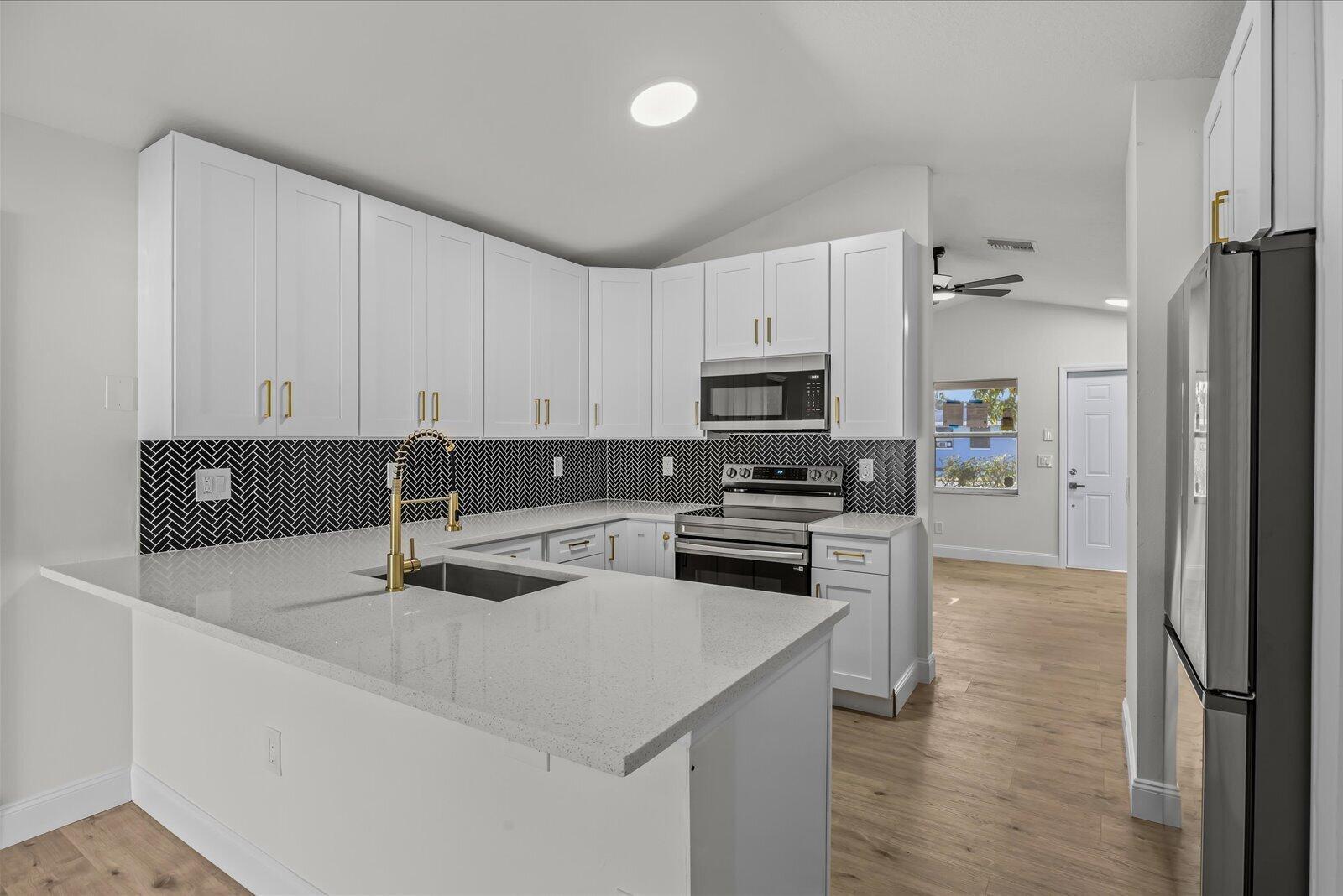 945 SE Forrest Park Drive, Stuart, FL 34994, Stuart