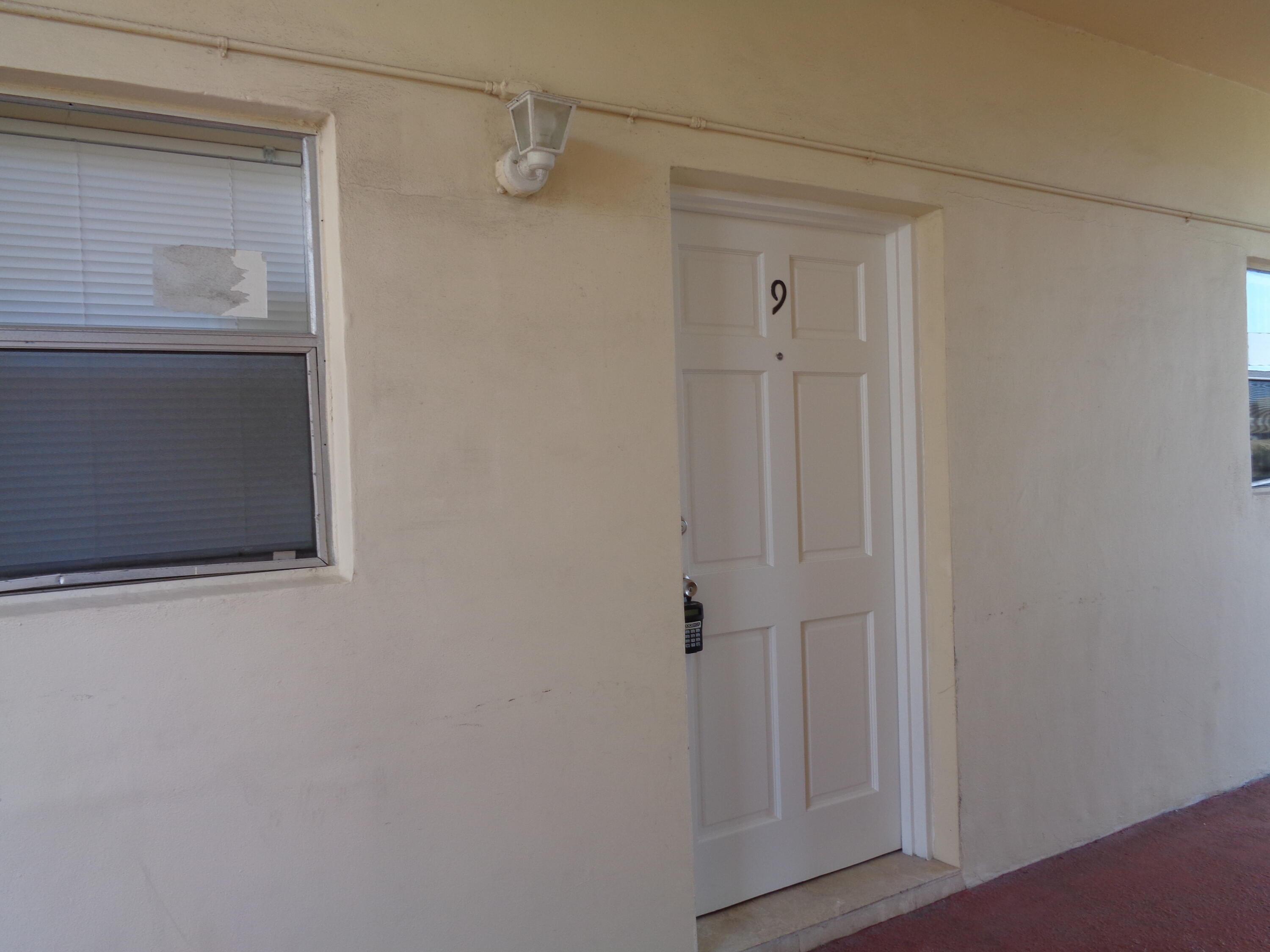 2008 Jackson Street E9, Hollywood, FL 33020, Hollywood - Photo 3