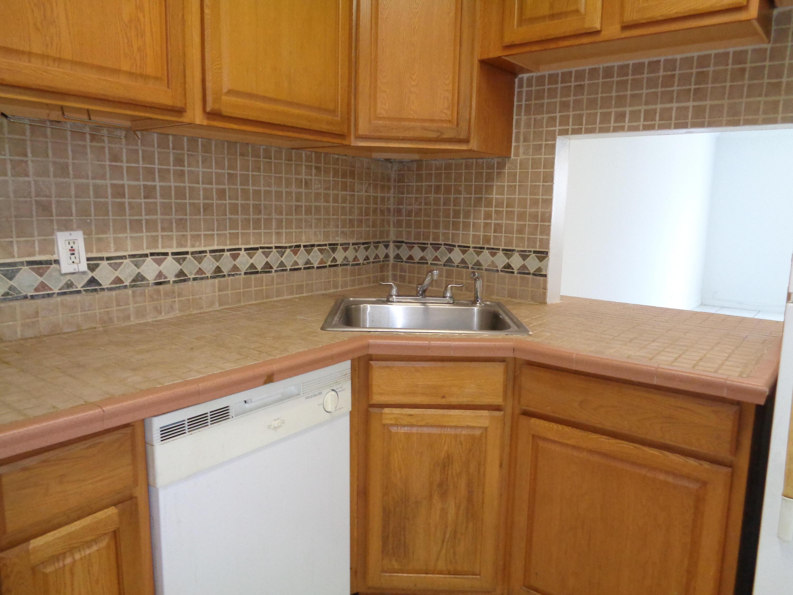 2008 Jackson Street E9, Hollywood, FL 33020, Hollywood - Photo 5