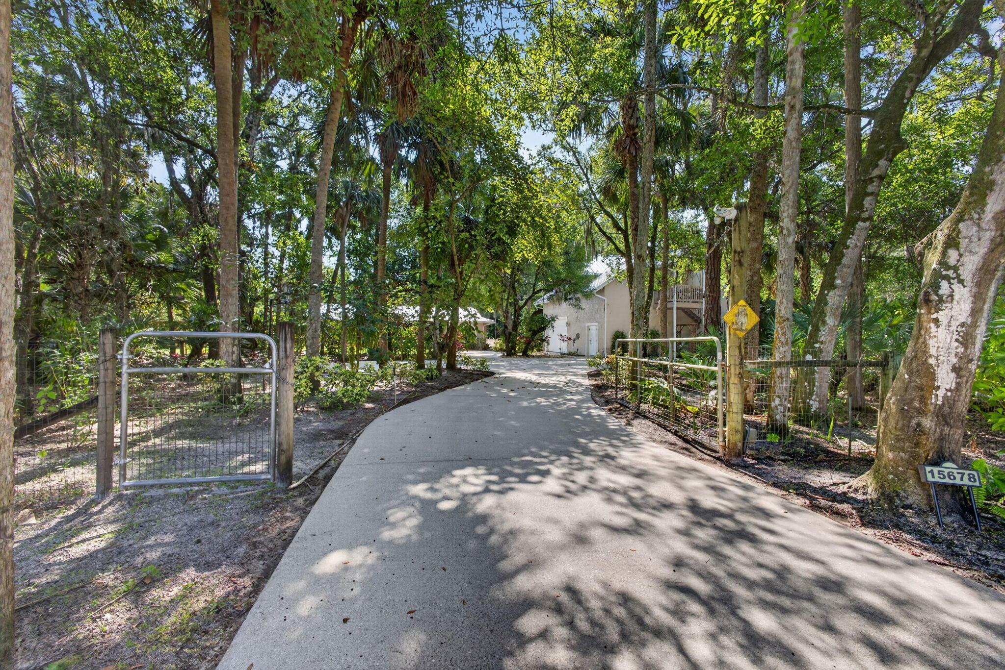 15678 95th Avenue N, Jupiter, FL 33478, Jupiter - Photo 2