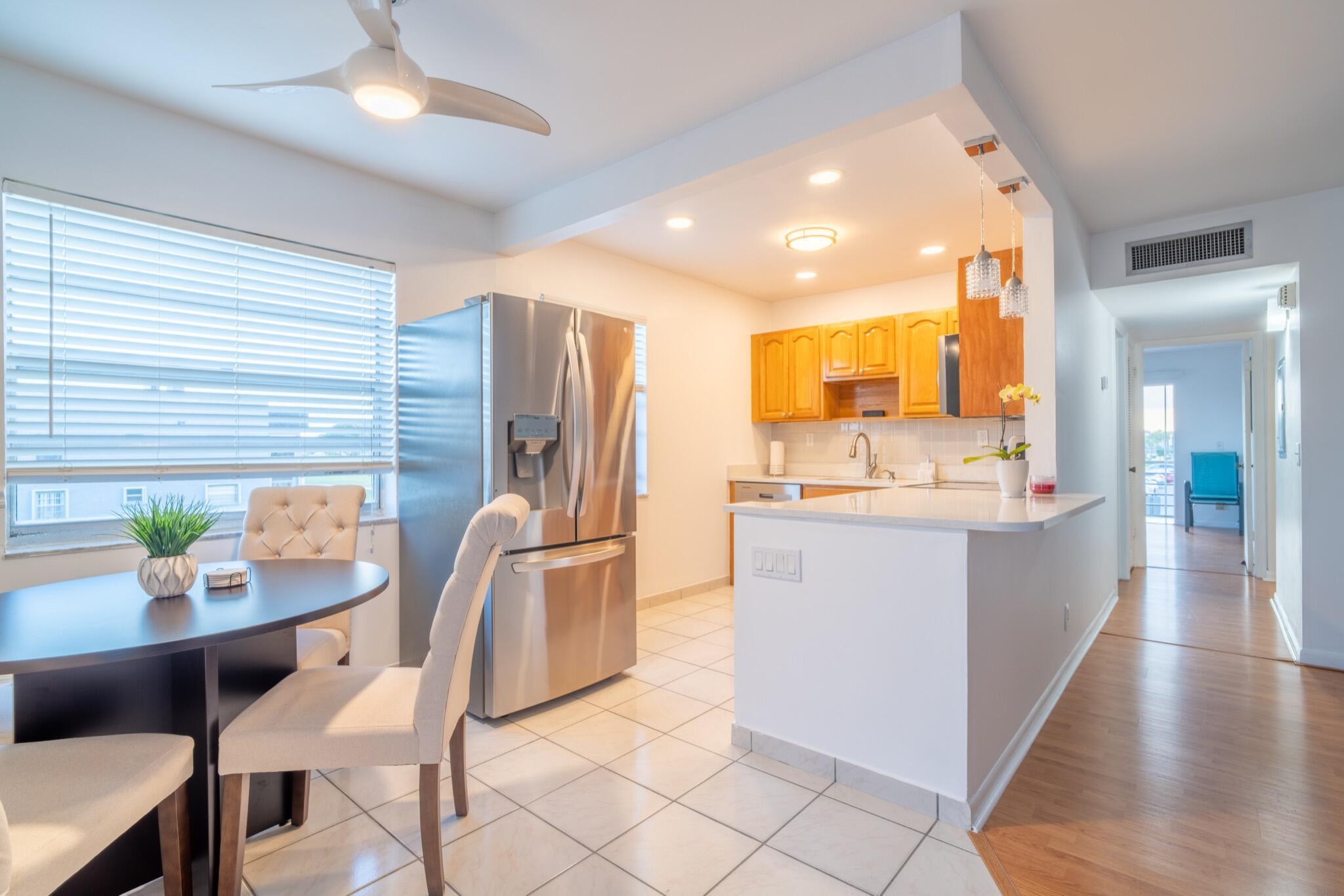 313 Burgundy G, Delray Beach, FL 33484, Delray Beach - Photo 5
