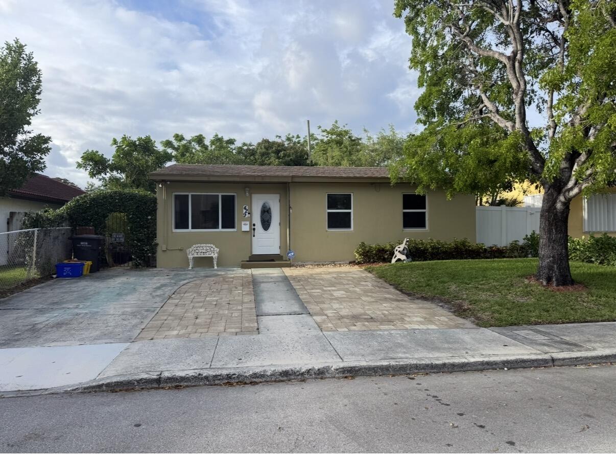 429 Summa Street, West Palm Beach, FL 33405, West Palm Beach