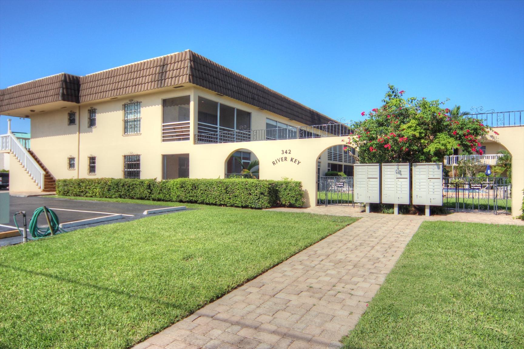 342 Southwind Drive 114, North Palm Beach, FL 33408, North Palm Beach - Photo 3