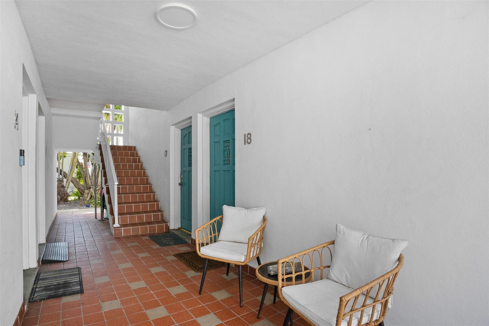 625 Orton Avenue 18, Fort Lauderdale, FL 33304, Fort Lauderdale - Photo 3
