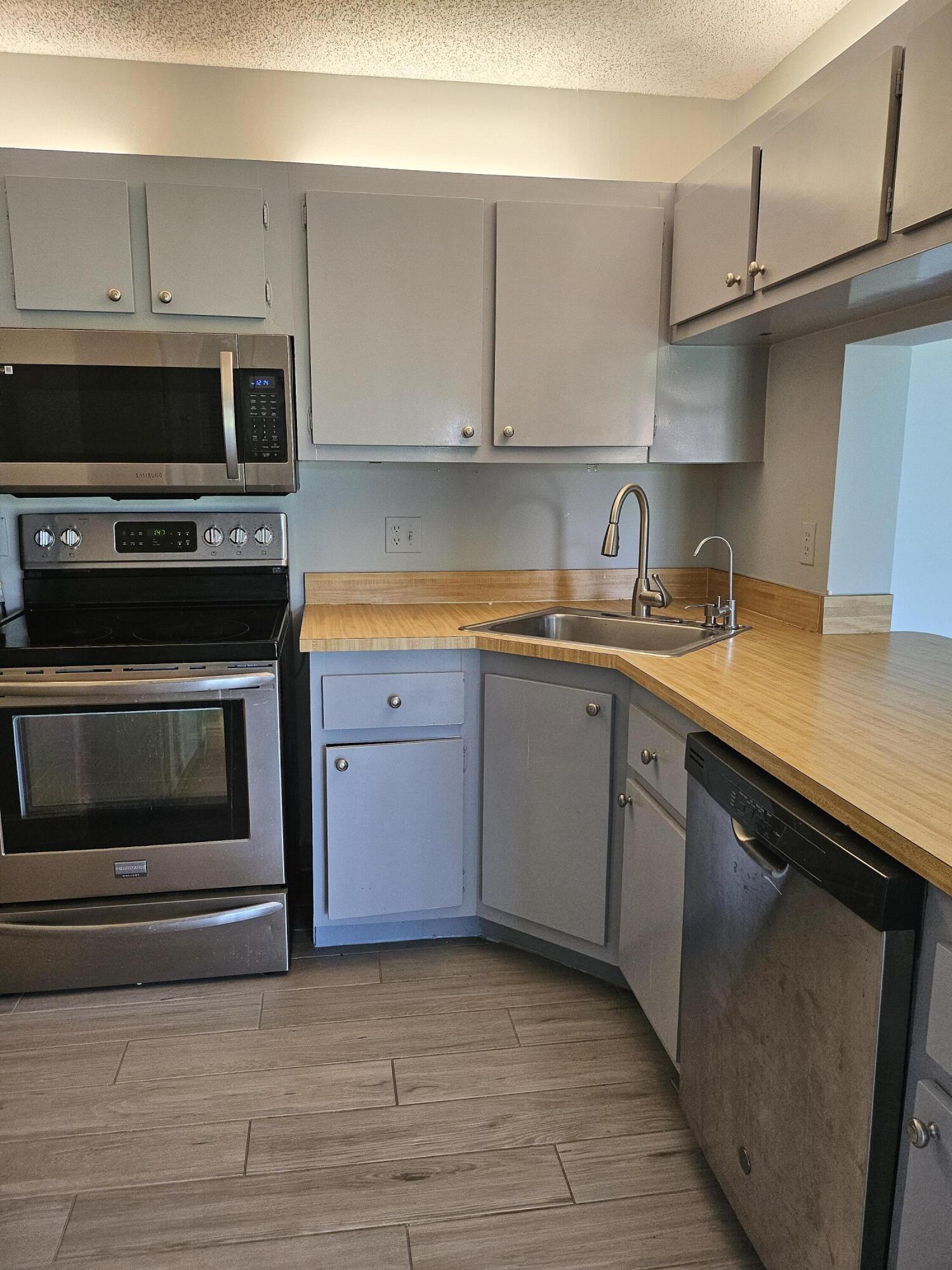 811 Sky Pine Way F2, Greenacres, FL 33415, Greenacres