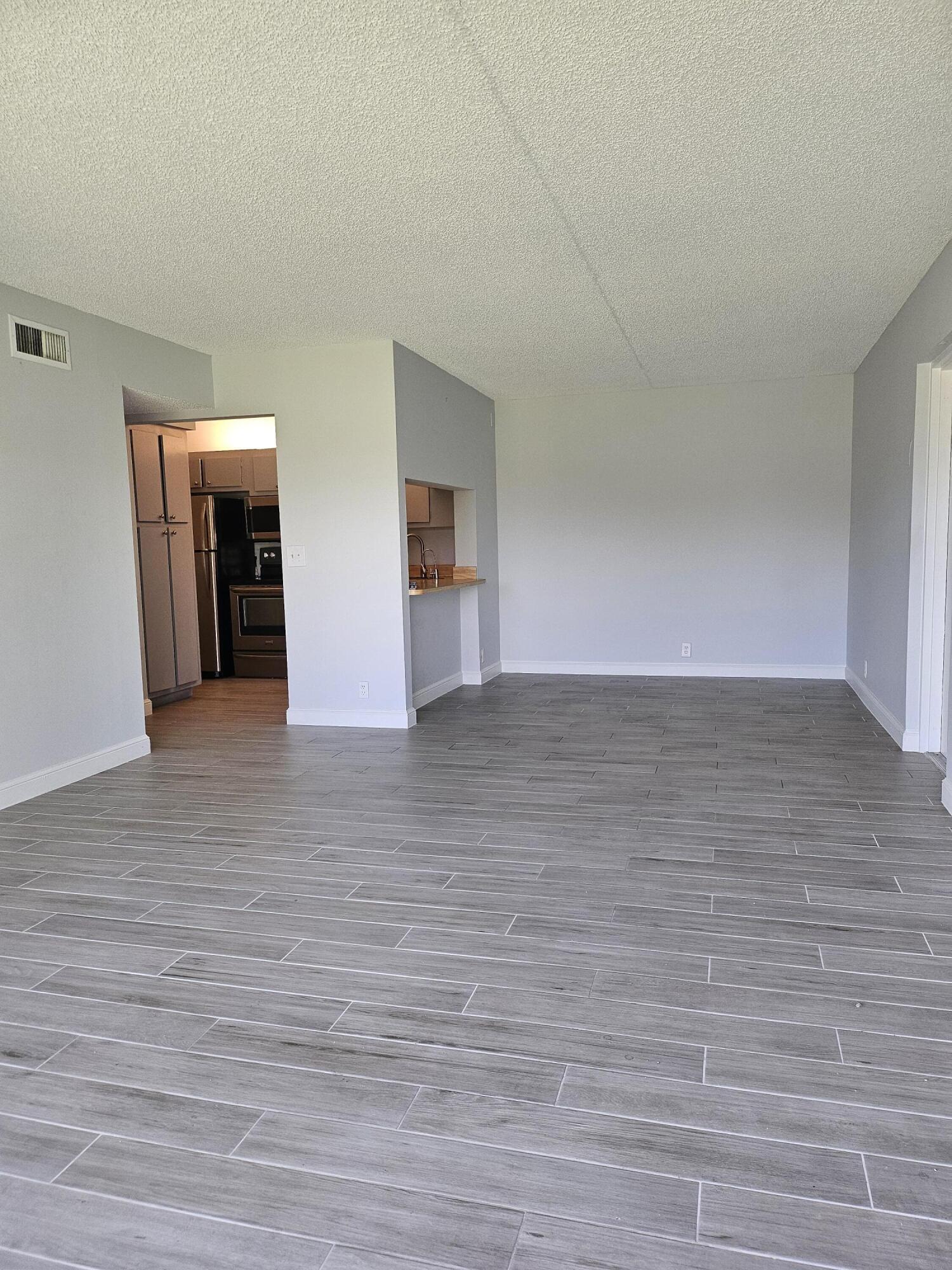 811 Sky Pine Way F2, Greenacres, FL 33415, Greenacres - Photo 2