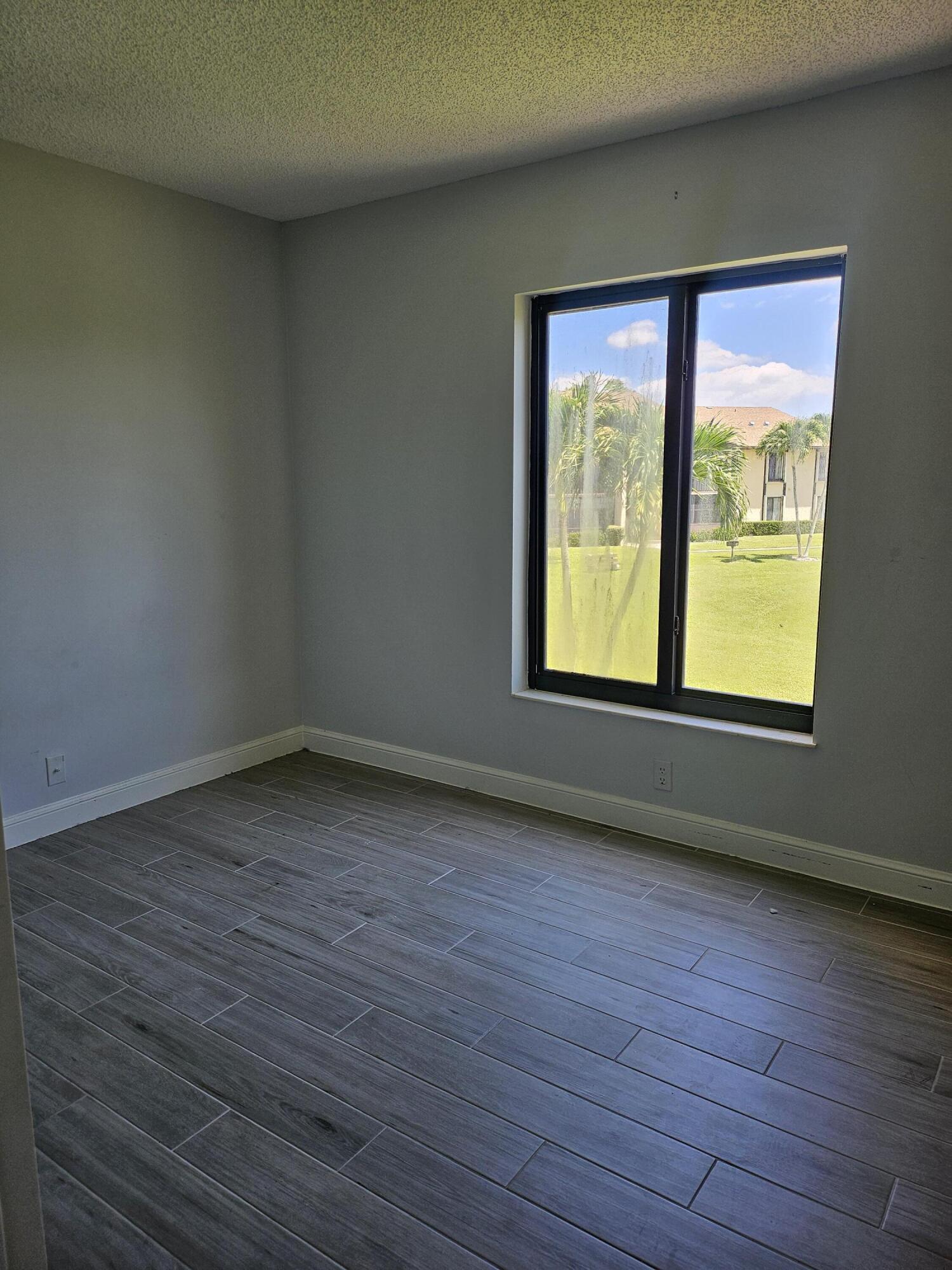 811 Sky Pine Way F2, Greenacres, FL 33415, Greenacres - Photo 3