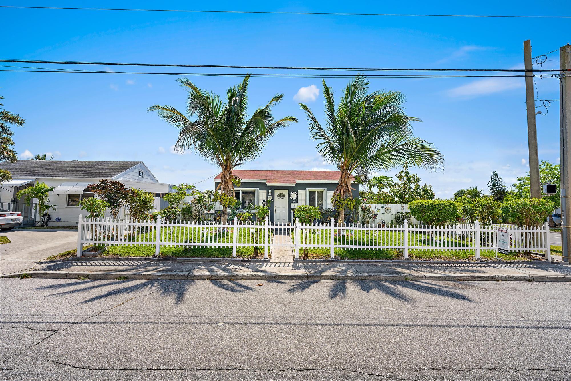 5320 Parker Avenue, West Palm Beach, FL 33405, West Palm Beach - Photo 4