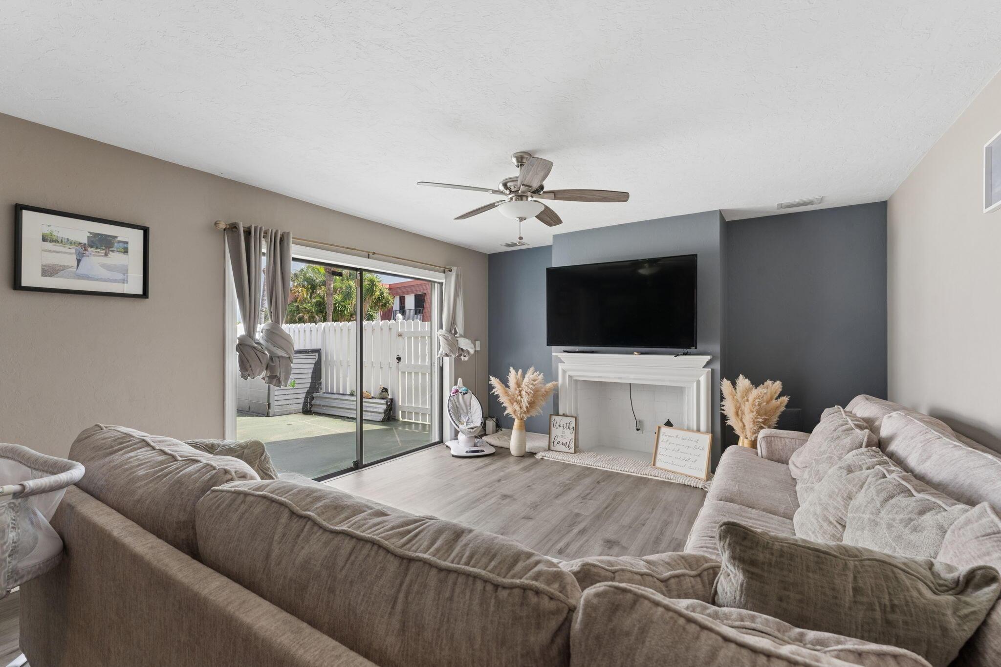 1425 Oxford Lane, Boynton Beach, FL 33426, Boynton Beach - Photo 3