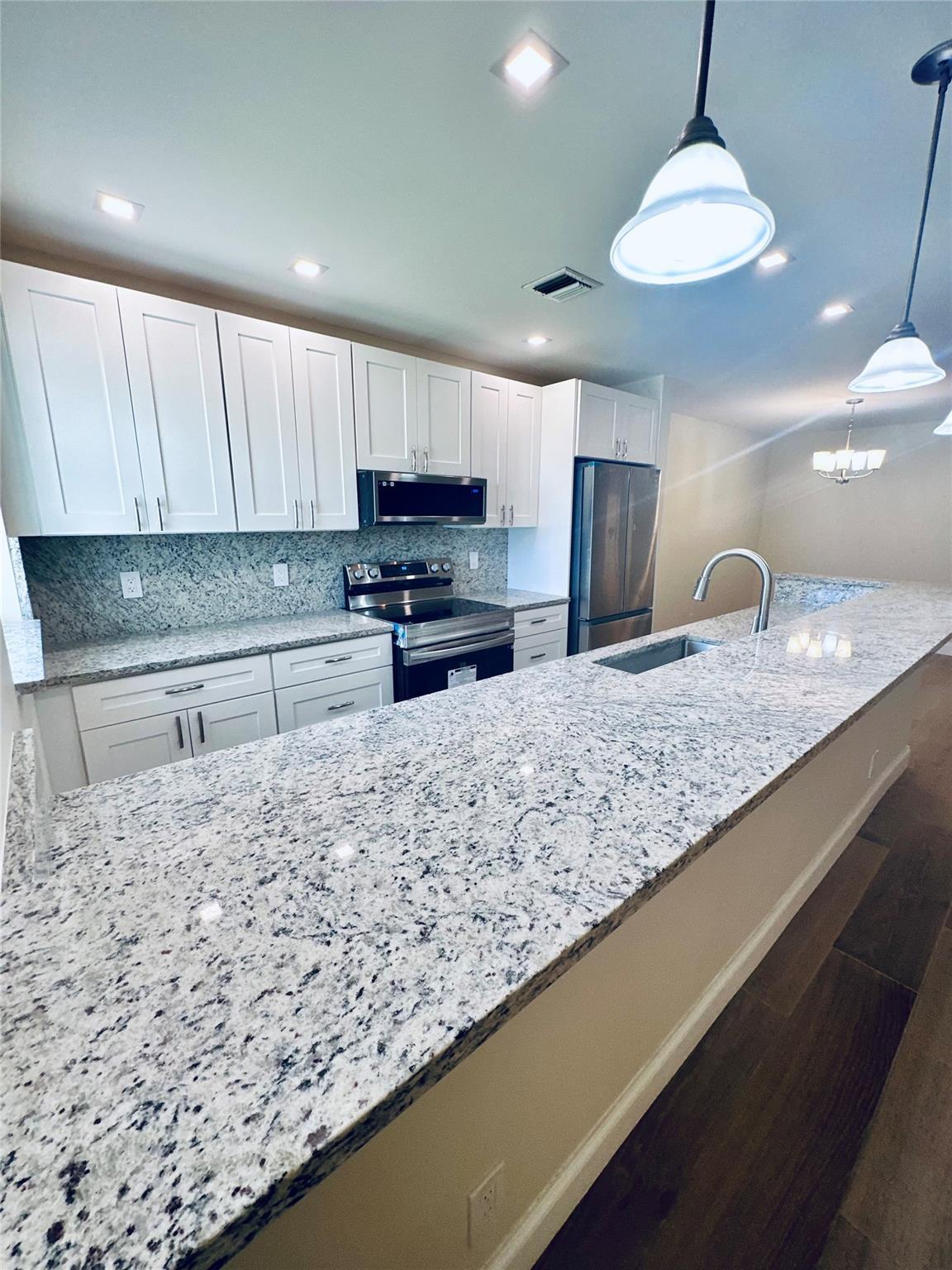 14676 Canalview Drive C, Delray Beach, FL 33484, Delray Beach - Photo 4