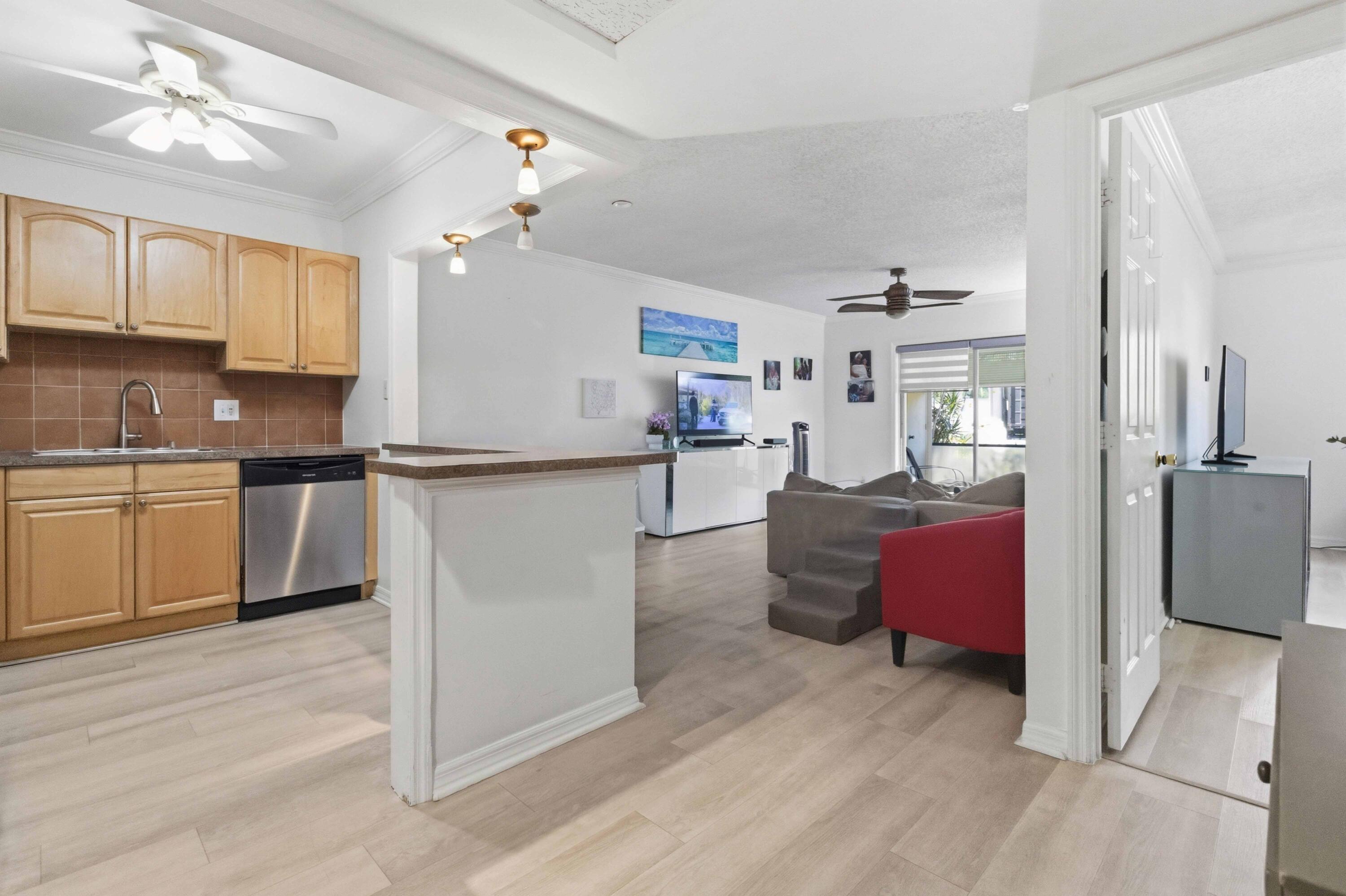 259 S Cypress Road 506, Pompano Beach, FL 33060, Pompano Beach - Photo 3