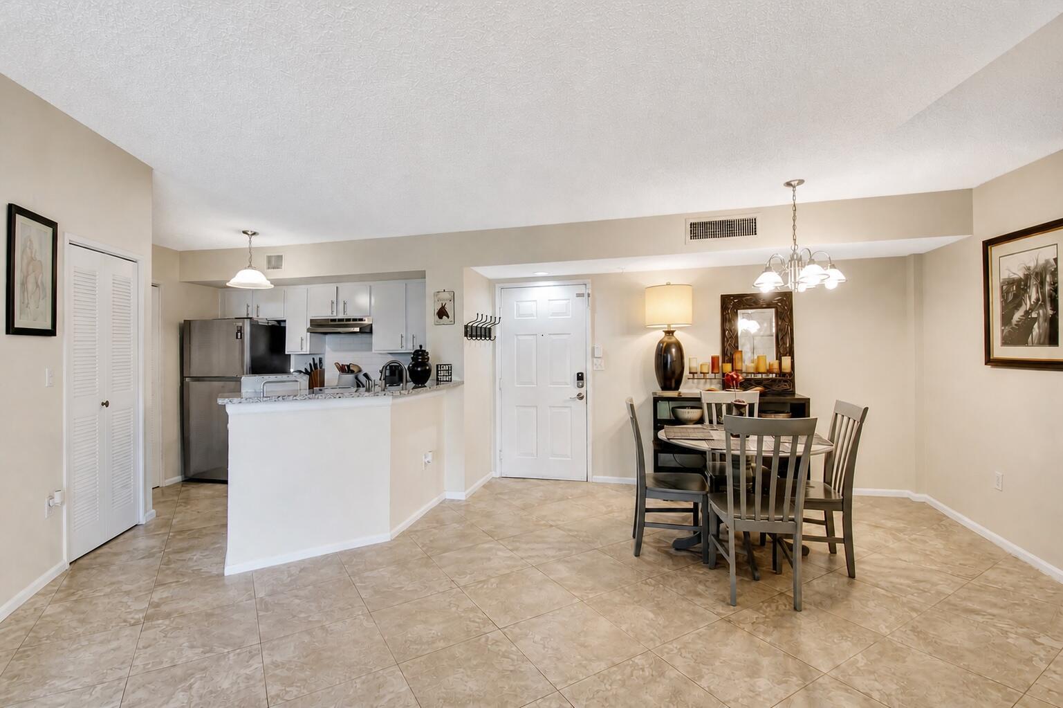 1000 Scotia Drive 204, Hypoluxo, FL 33462, Hypoluxo - Photo 4