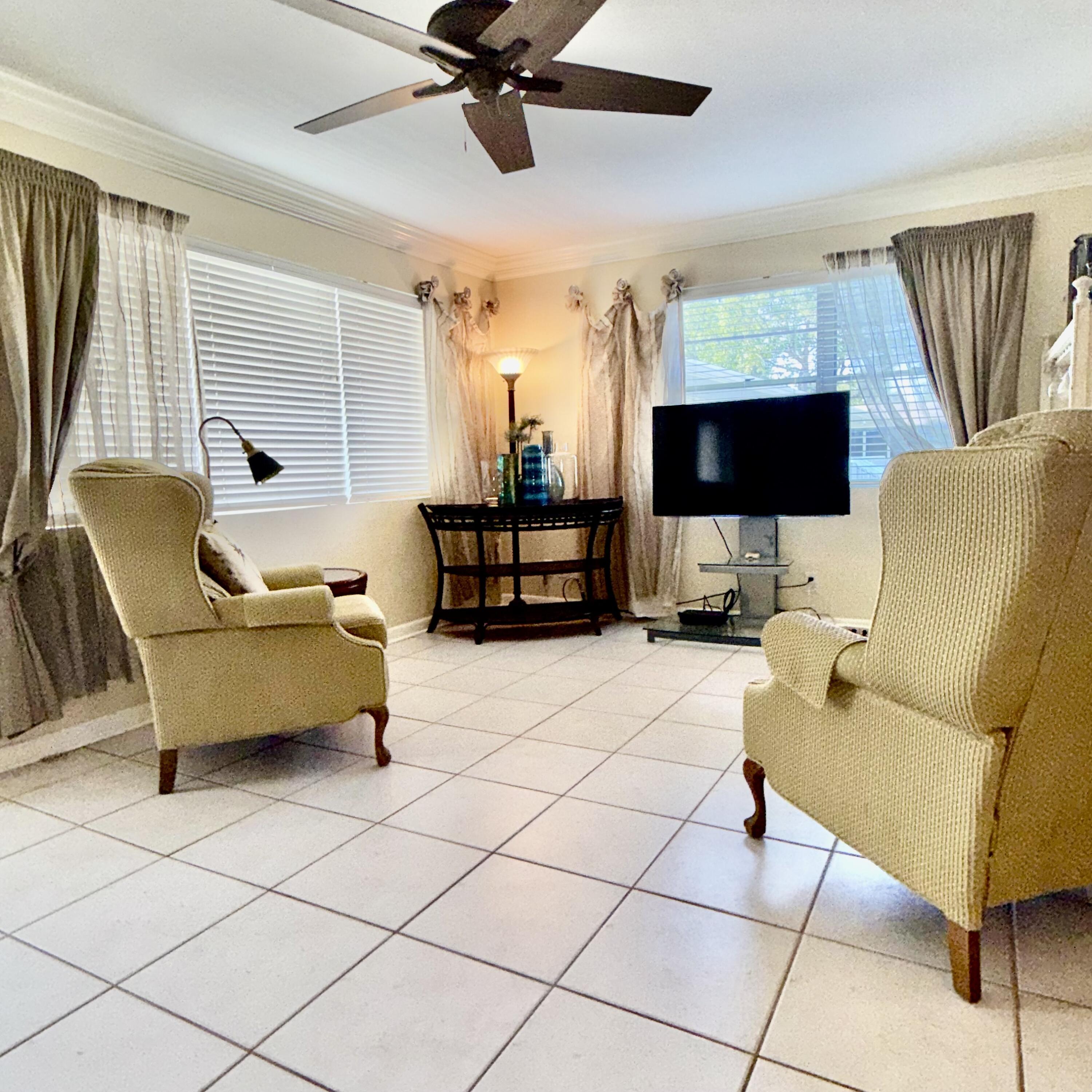 137 Farnham F 137, Deerfield Beach, FL 33442, Deerfield Beach - Photo 2