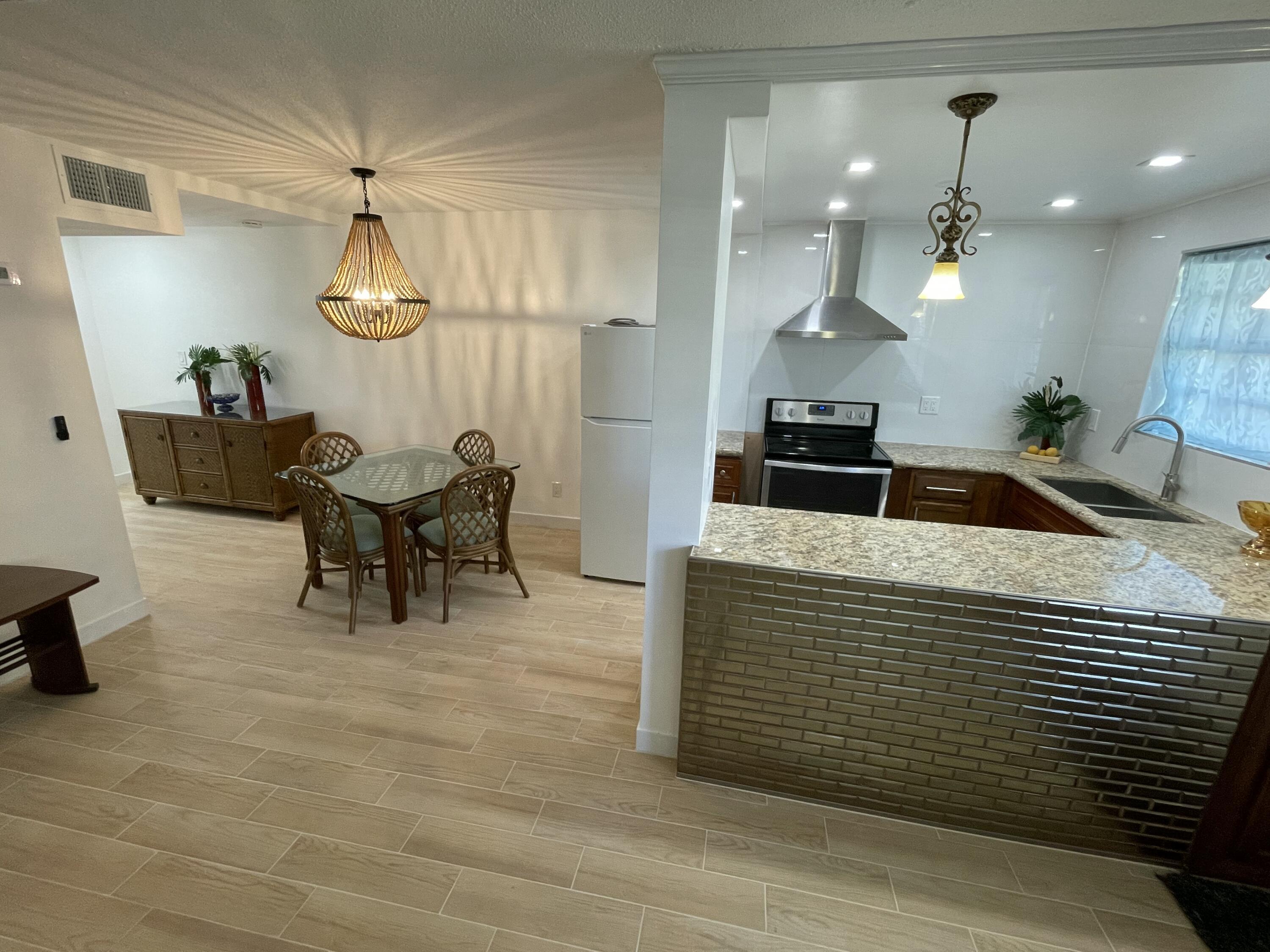 30 SE 13th Street A2, Boca Raton, FL 33432, Boca Raton