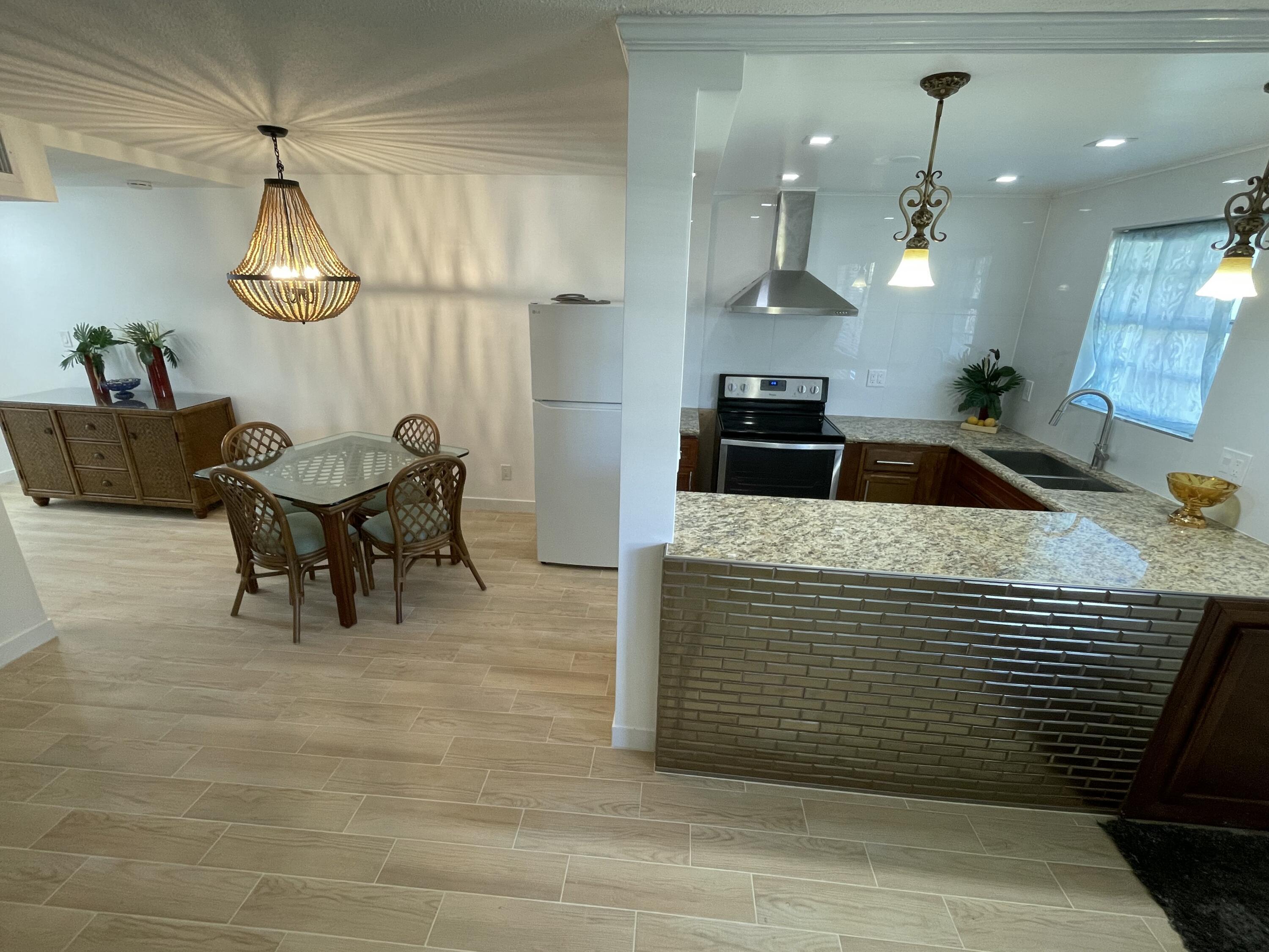 30 SE 13th Street A2, Boca Raton, FL 33432, Boca Raton - Photo 5