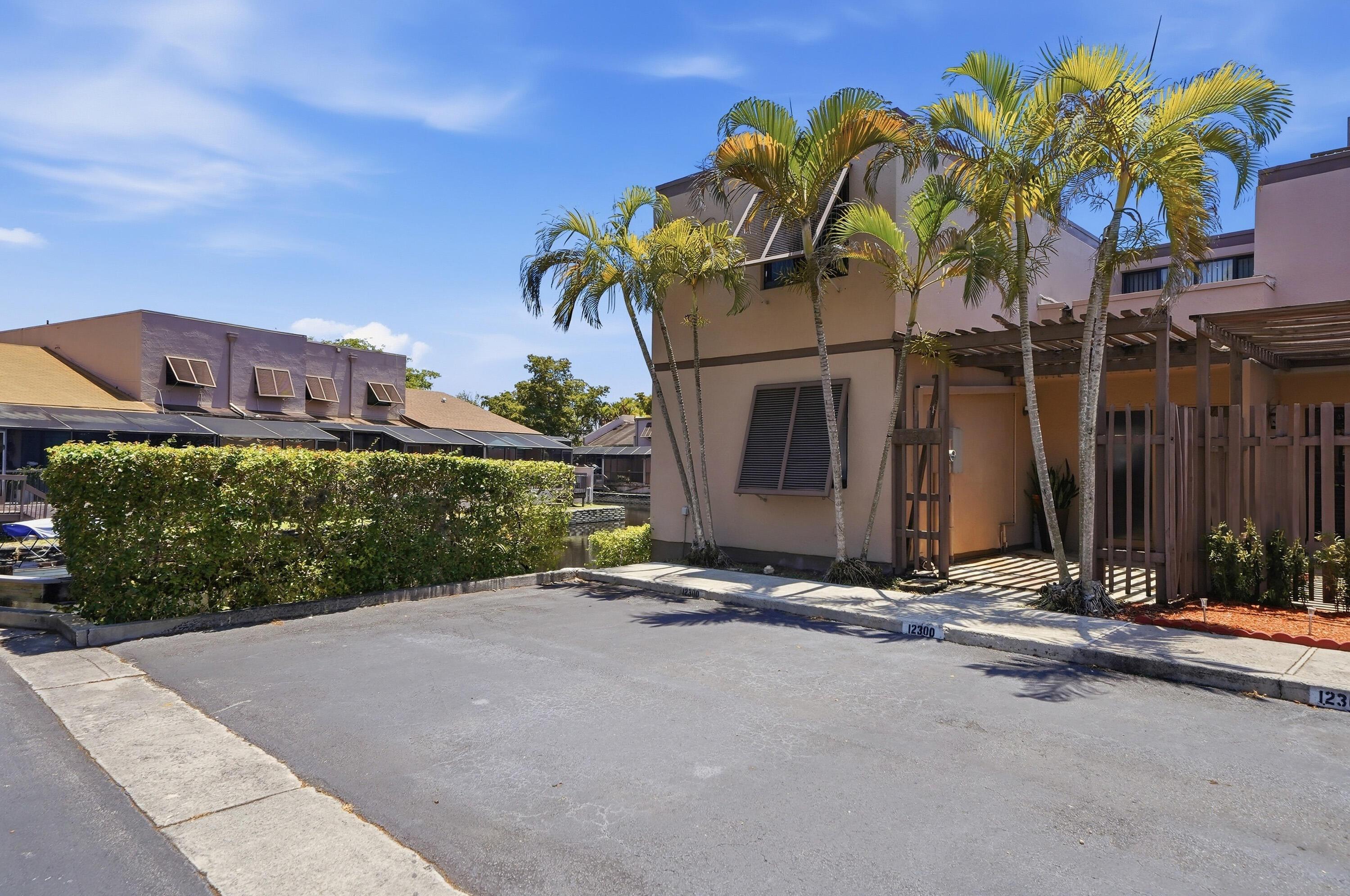 12300 NW 11th Court, Pembroke Pines, FL 33026, Pembroke Pines - Photo 3