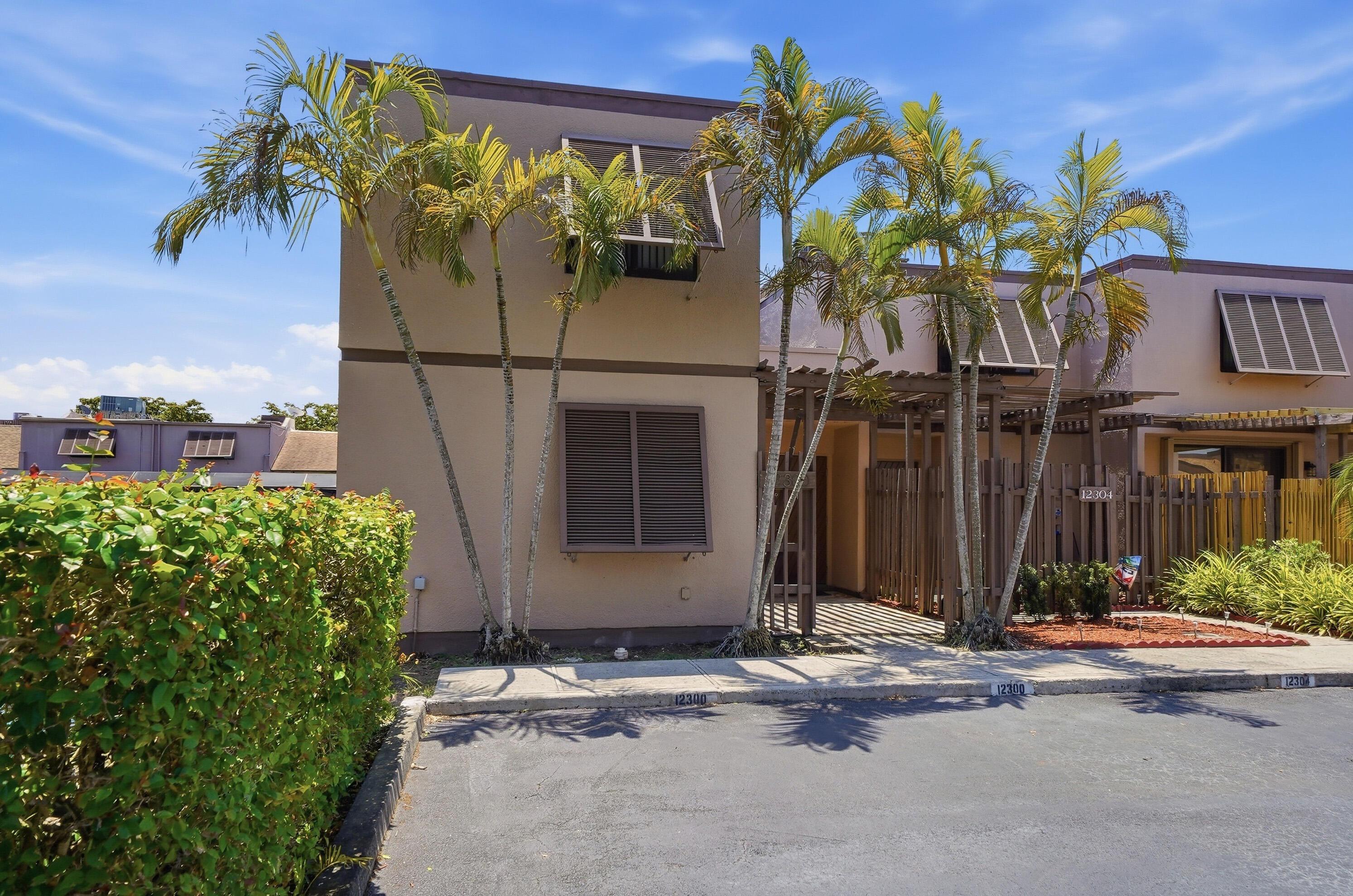12300 NW 11th Court, Pembroke Pines, FL 33026, Pembroke Pines - Photo 5