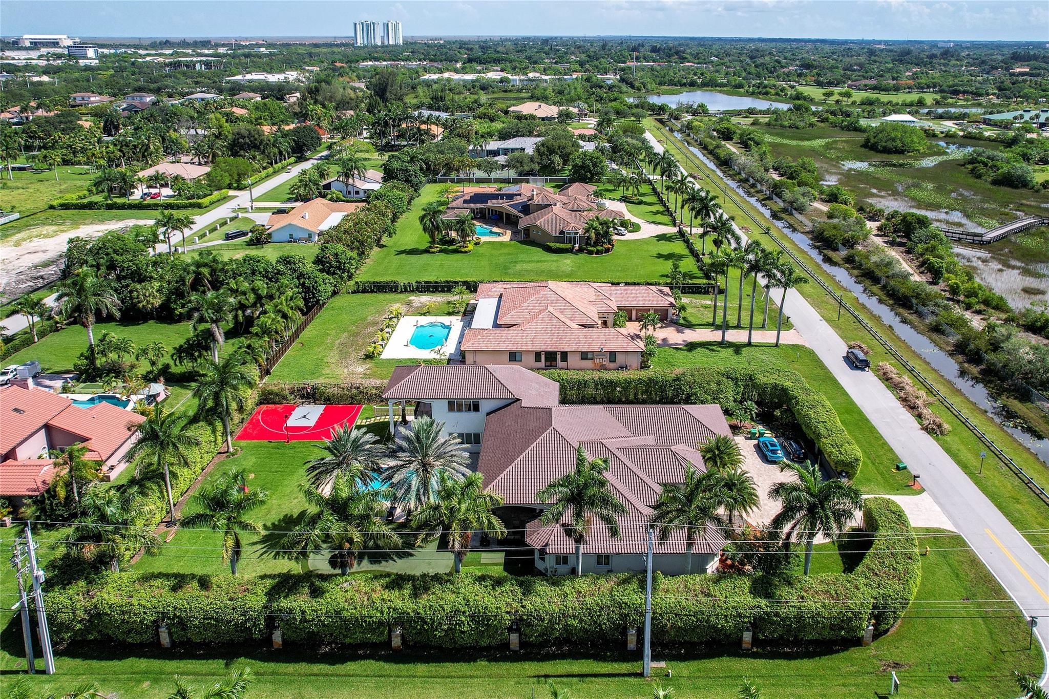 1203 NW 121st Avenue, Plantation, FL 33323, Plantation - Photo 2