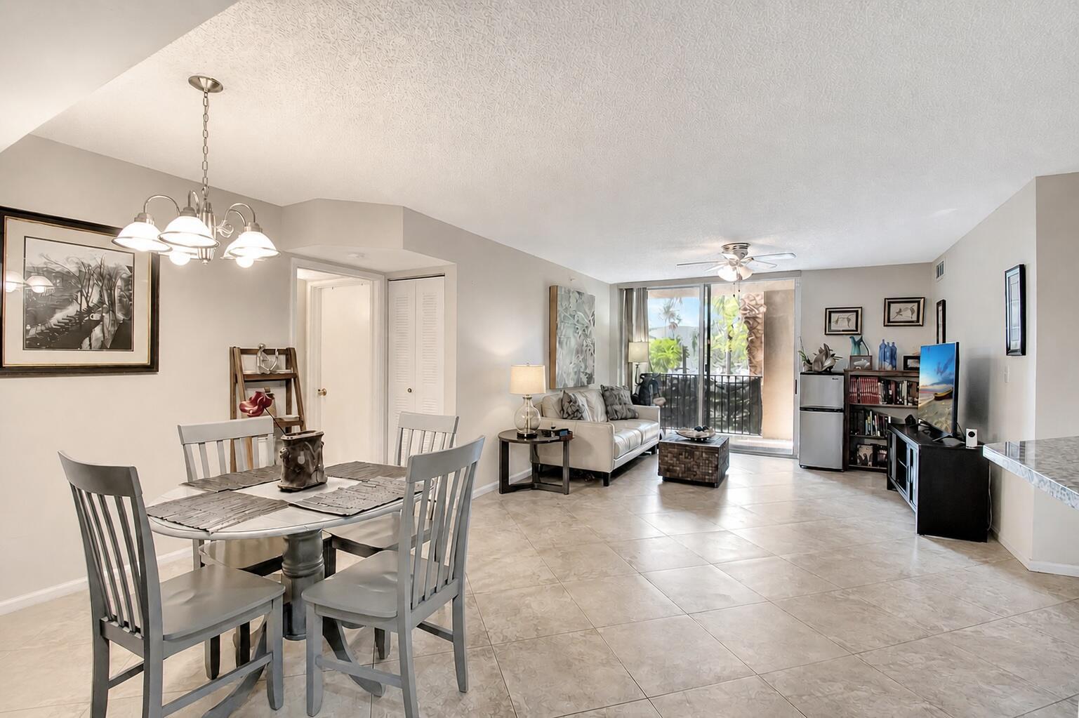 1000 Scotia Drive 204, Hypoluxo, FL 33462, Hypoluxo