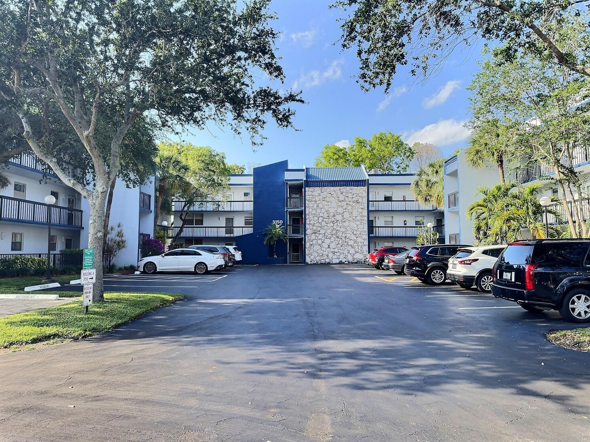 3150 Holiday Springs Boulevard 8-204, Margate, FL 33063, Margate