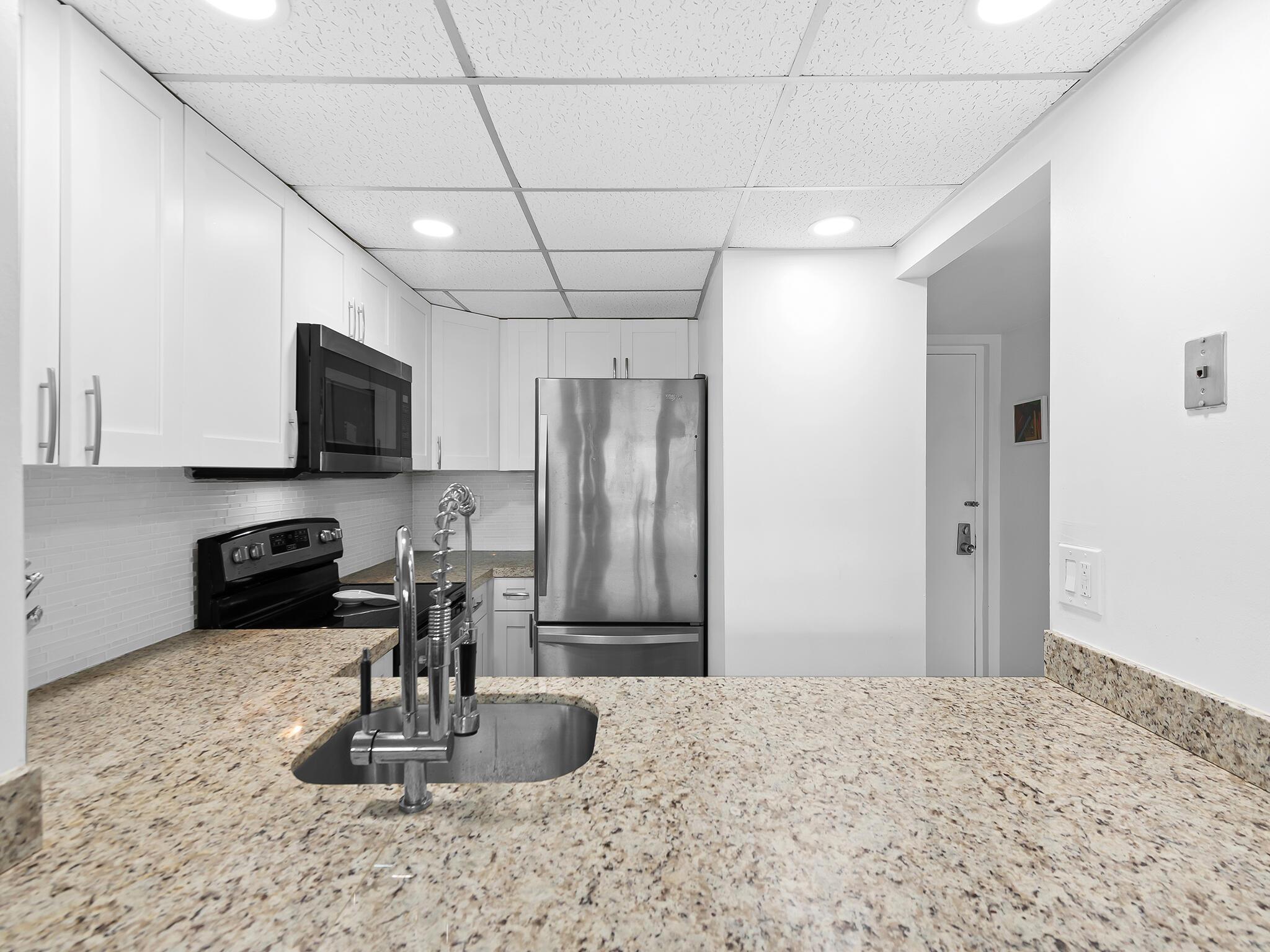 900 River Reach Drive 406, Fort Lauderdale, FL 33315, Fort Lauderdale - Photo 5