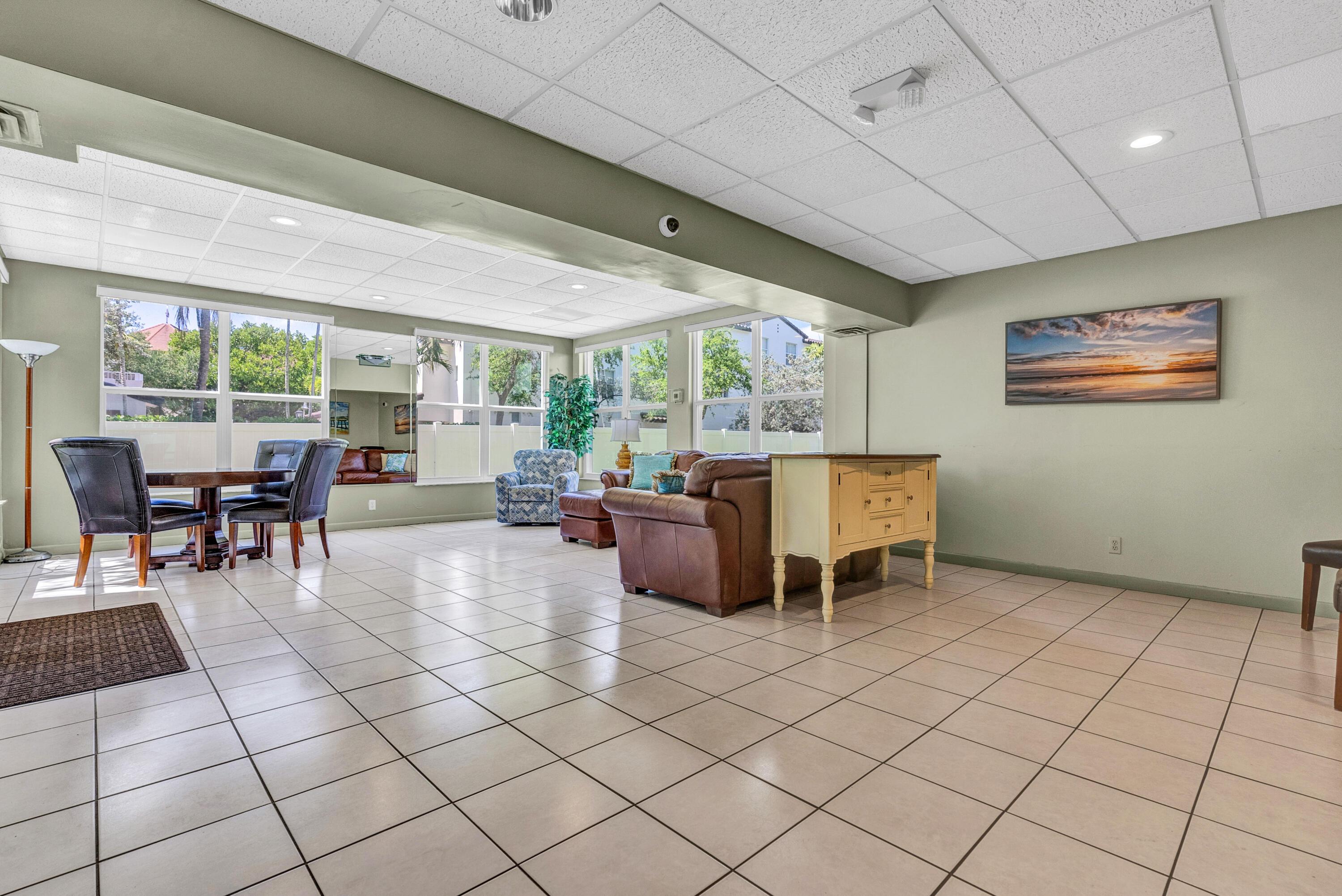 1965 S Ocean Boulevard 202, Lauderdale-By-The-Sea, FL 33062, Lauderdale-By-The-Sea - Photo 4