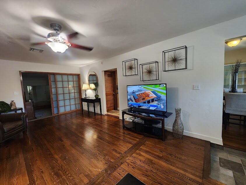 1207 NE 12th Avenue, Fort Lauderdale, FL 33304, Fort Lauderdale - Photo 5