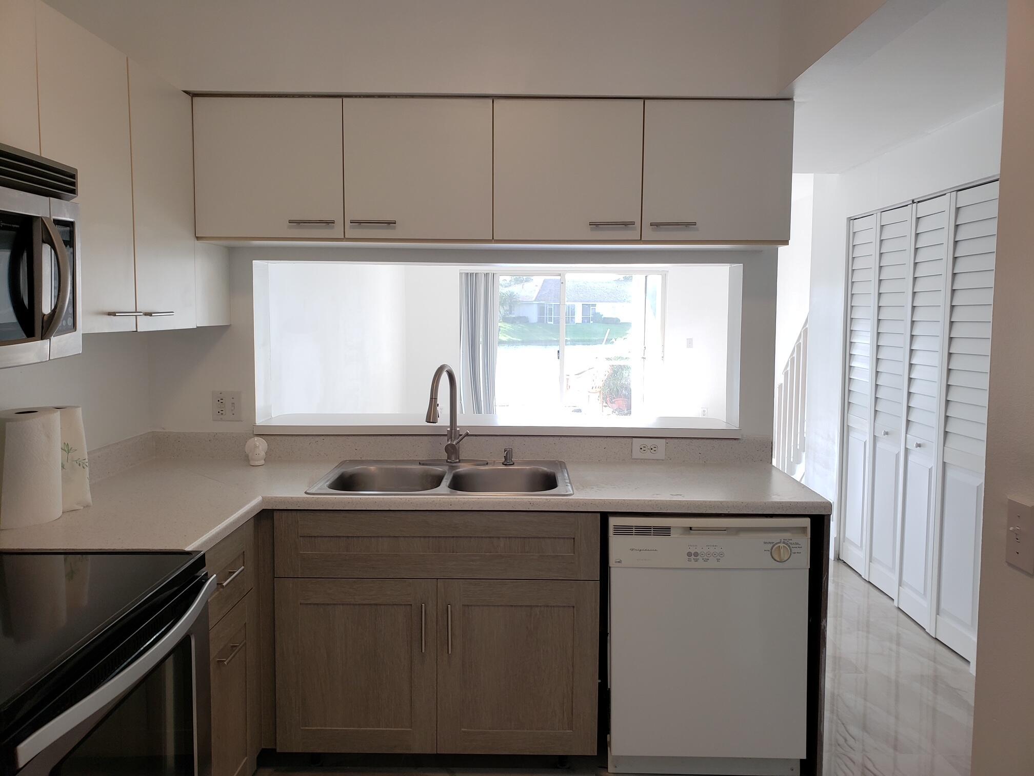 4963 SW 31st Terrace 4963, Dania Beach, FL 33312, Dania Beach - Photo 3