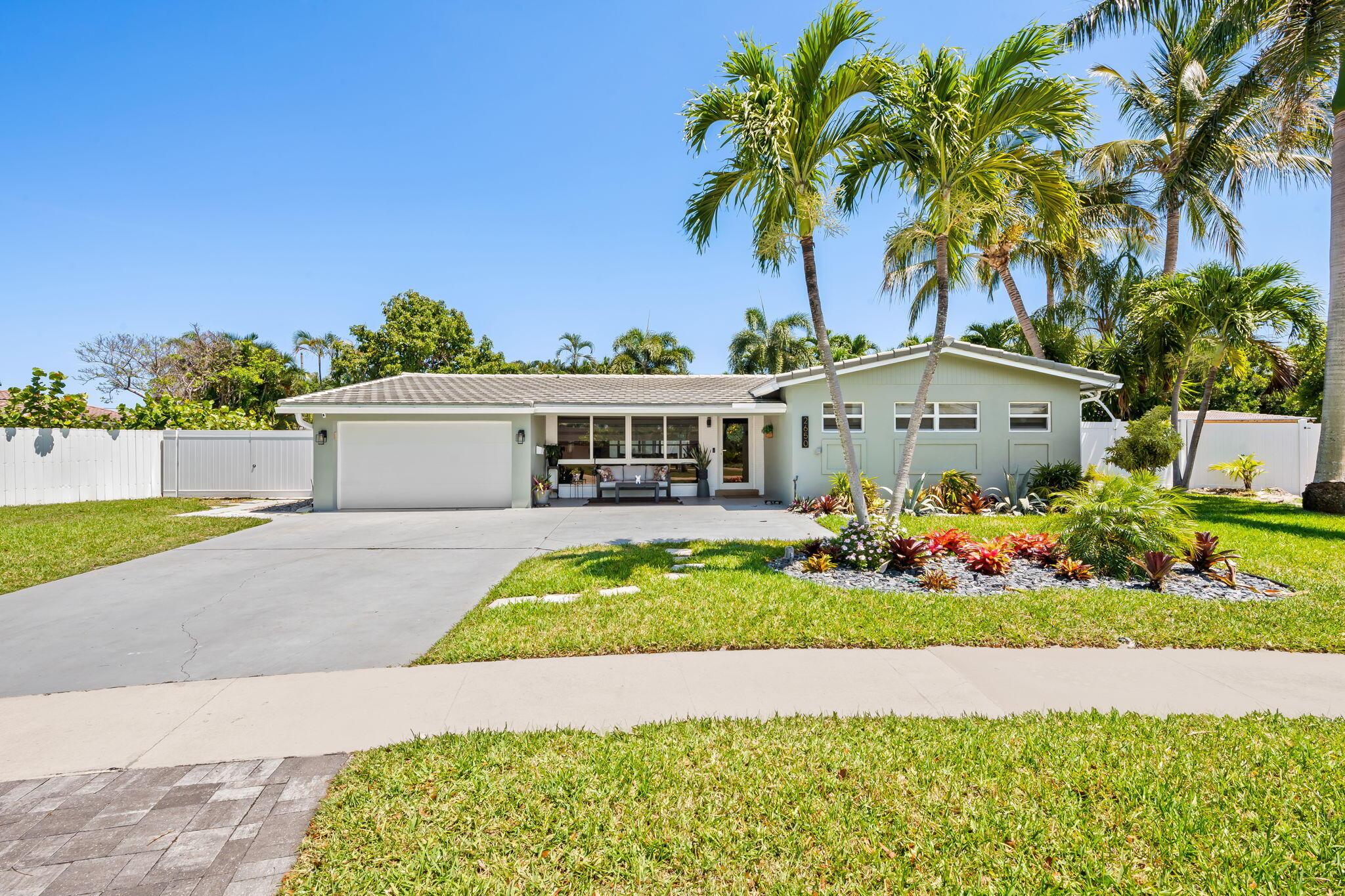 2650 NE 50th Street, Lighthouse Point, FL 33064, Lighthouse Point - Photo 2